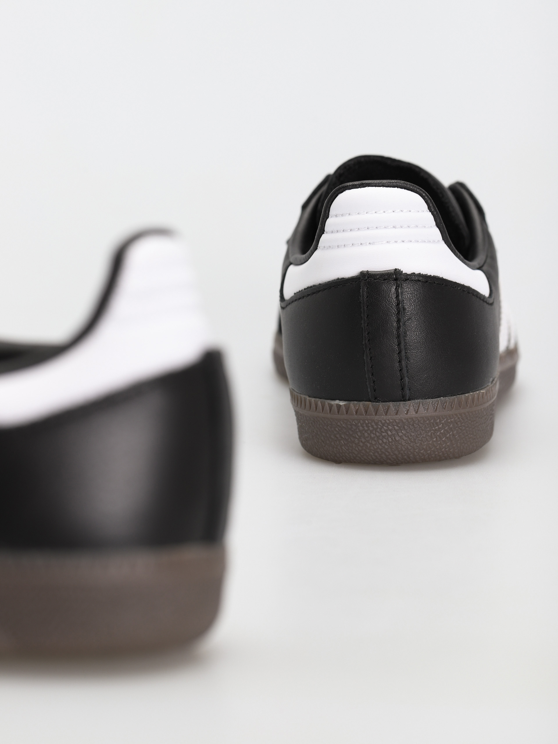 adidas Samba Adv Shoes (cblack/ftwwht/goldmt)