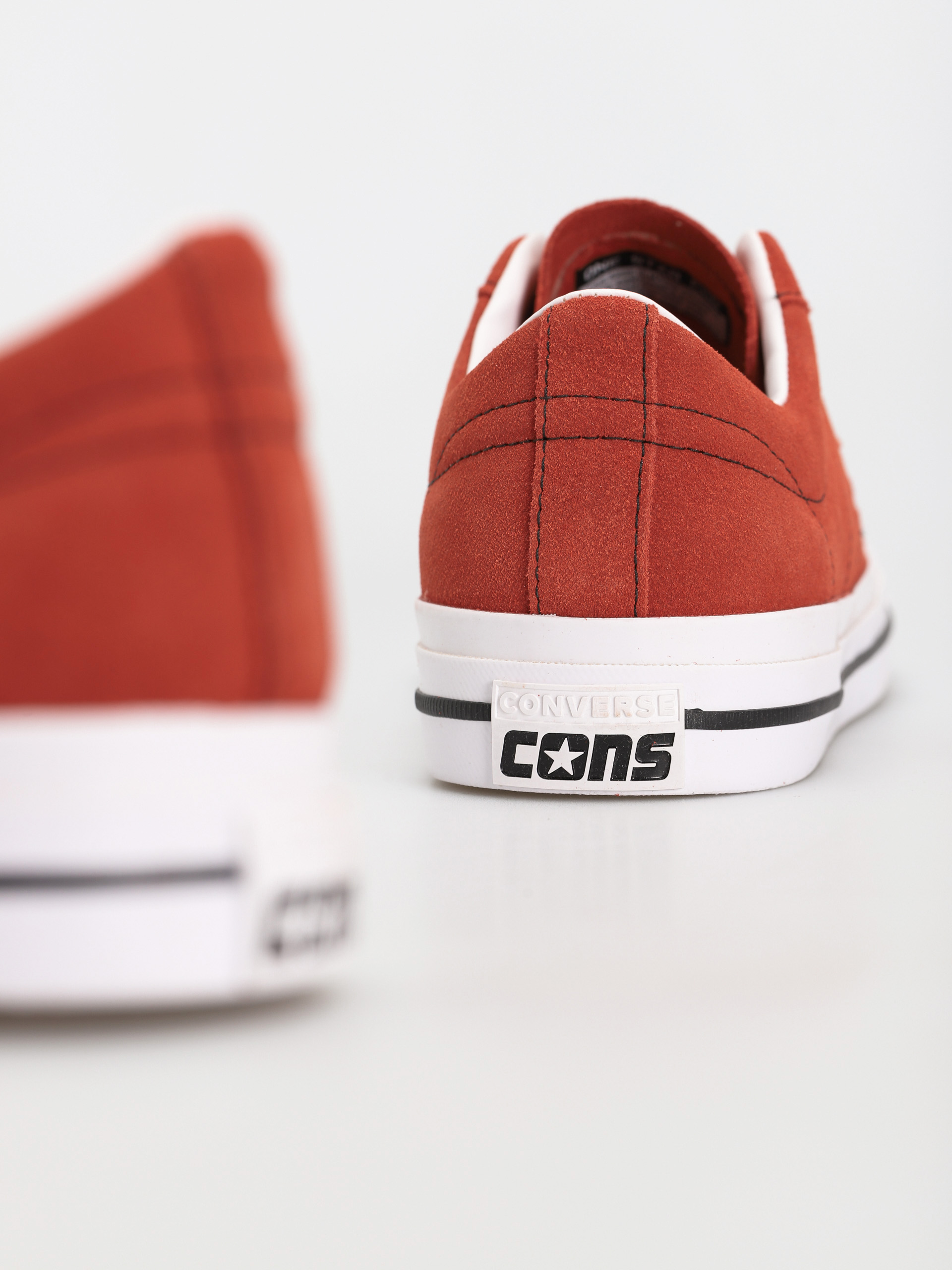 Converse One Star Pro Shoes (fire opal/black/white)