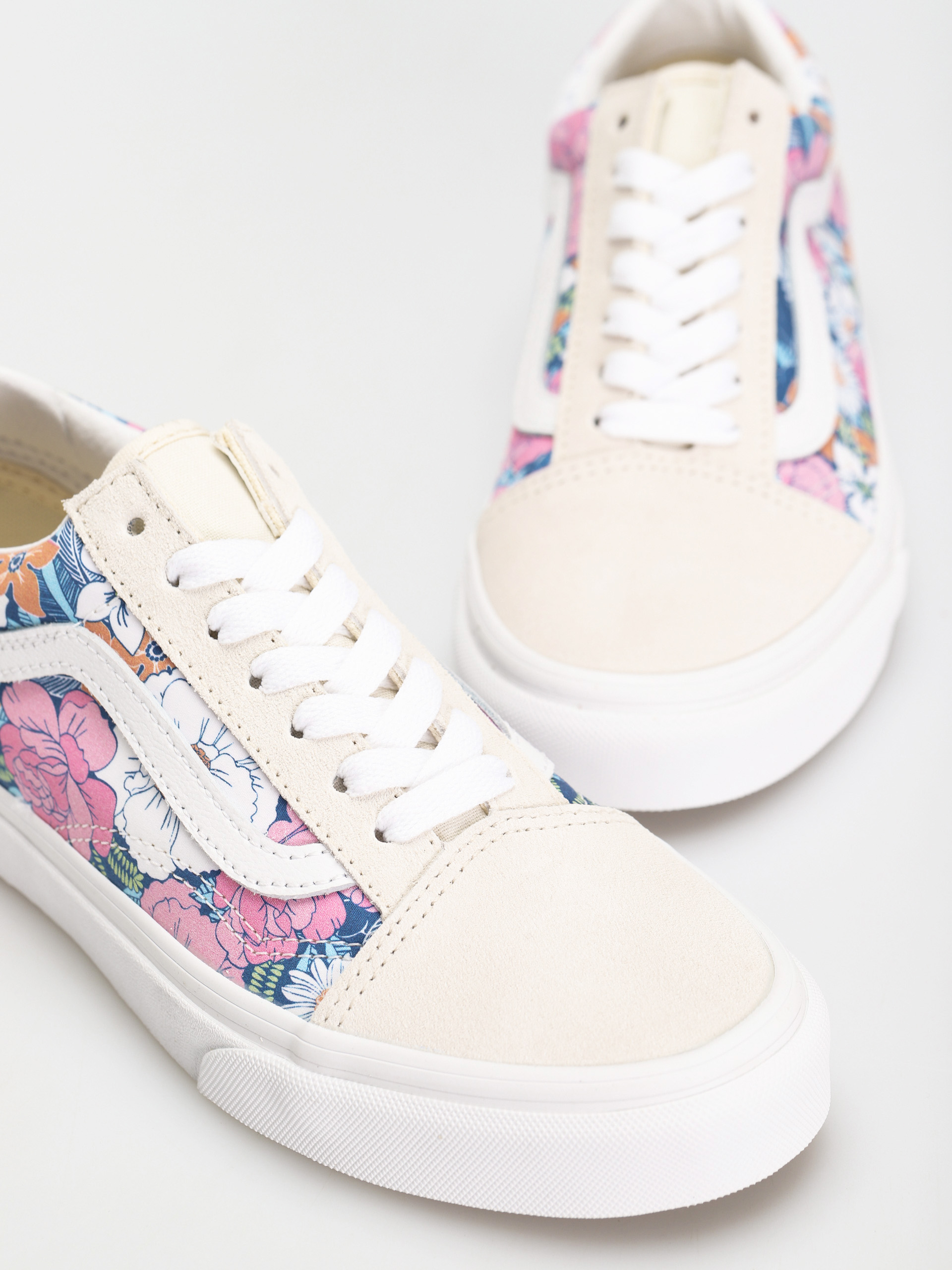 Vans Old Skool Shoes (retro floral/multi/true white)