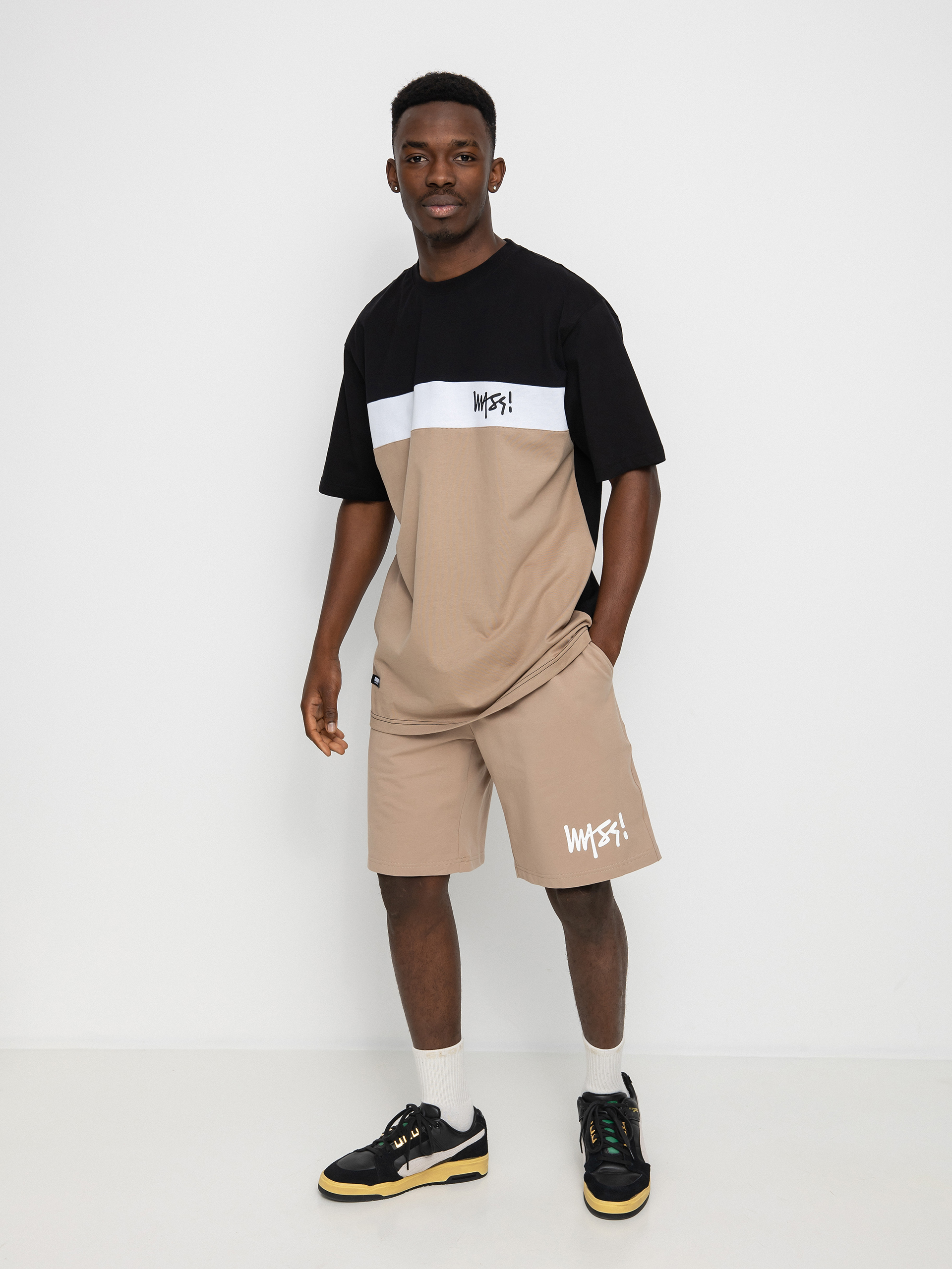 MassDnm Trinity T-shirt (black/white/beige)