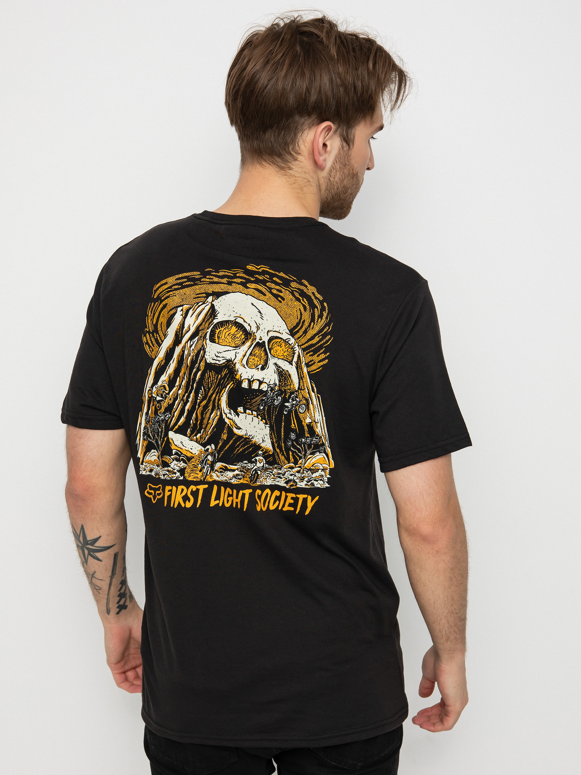 Fox In Sequence T-shirt (blk)