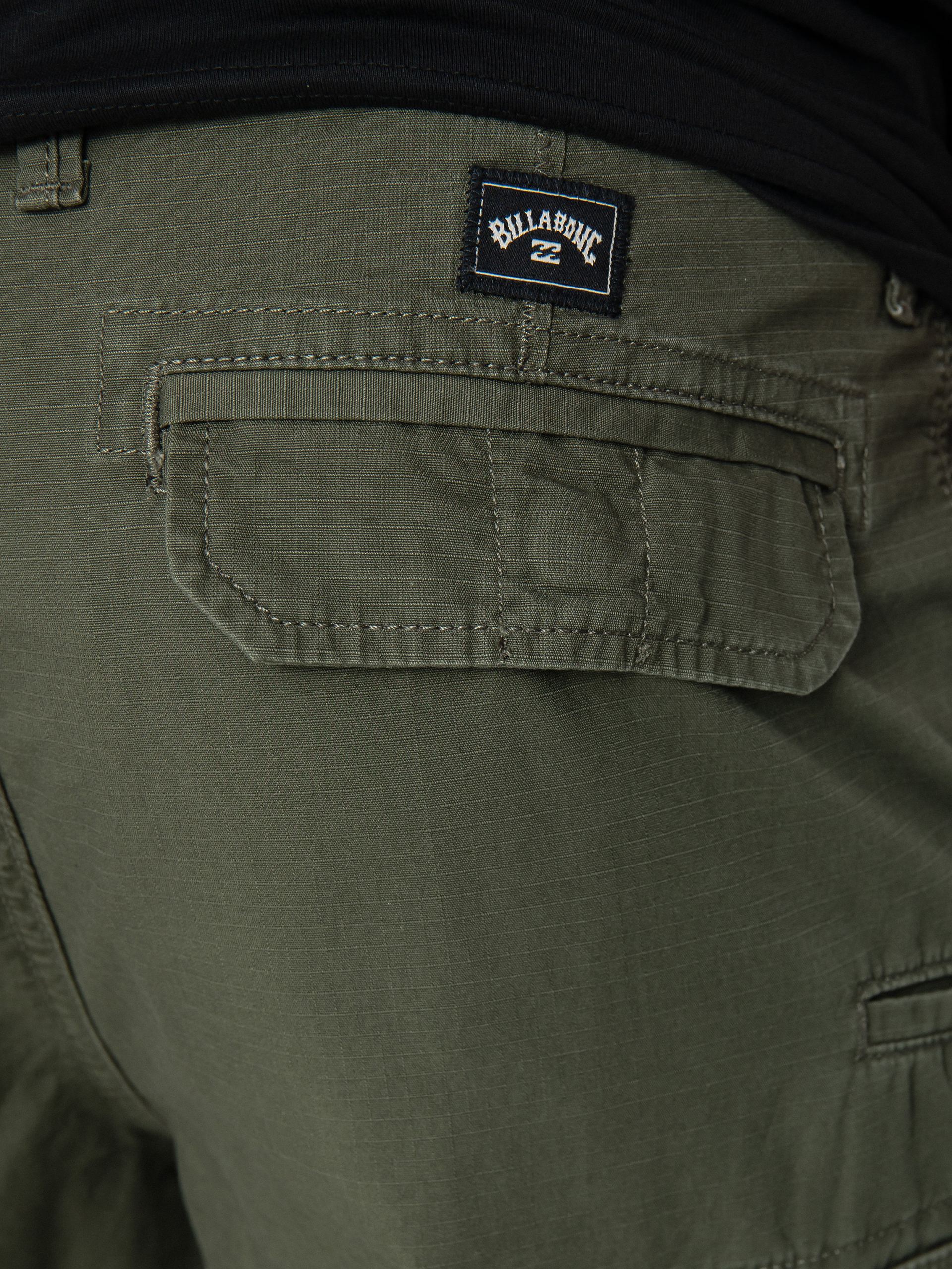 Billabong Scheme Cargo Shorts (military)
