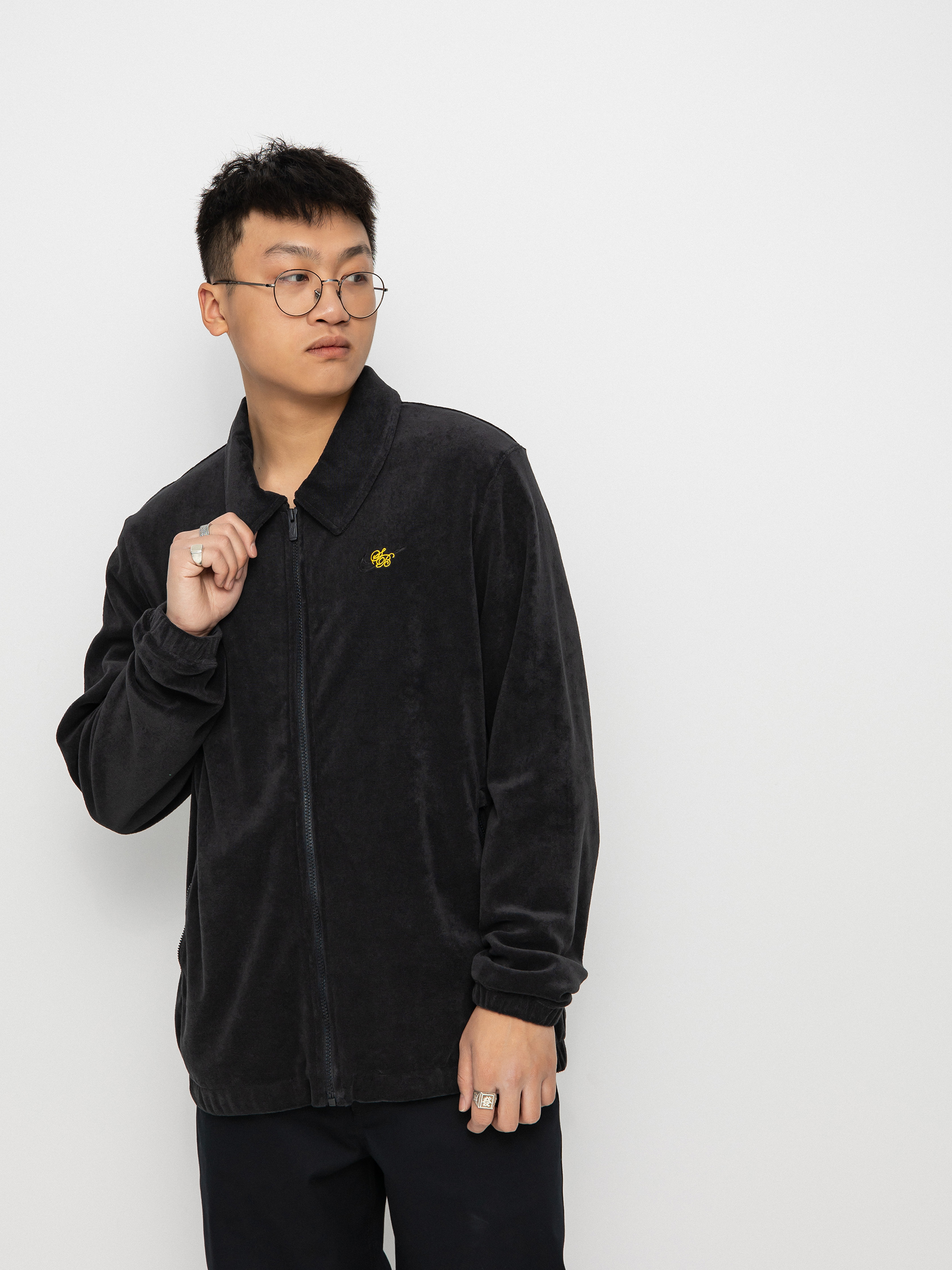 Nike SB Essential Jacket (black/black/university gold)