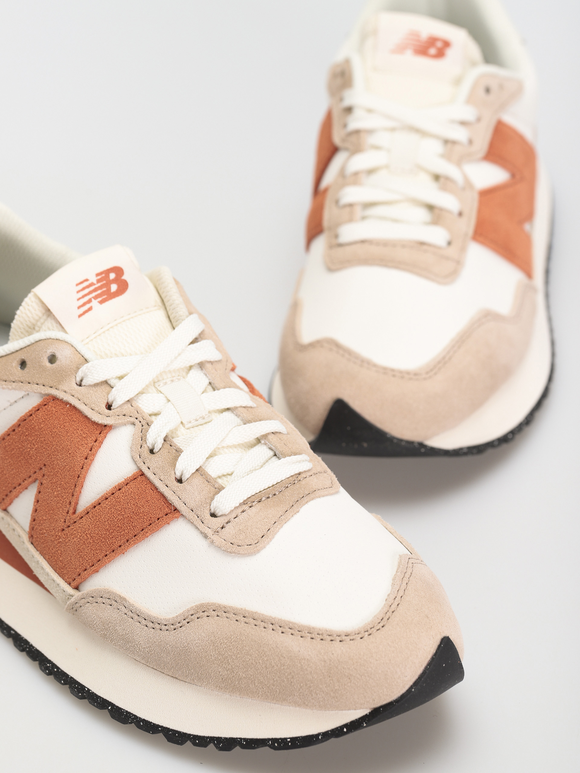 New Balance 237 Schuhe (mindful grey)