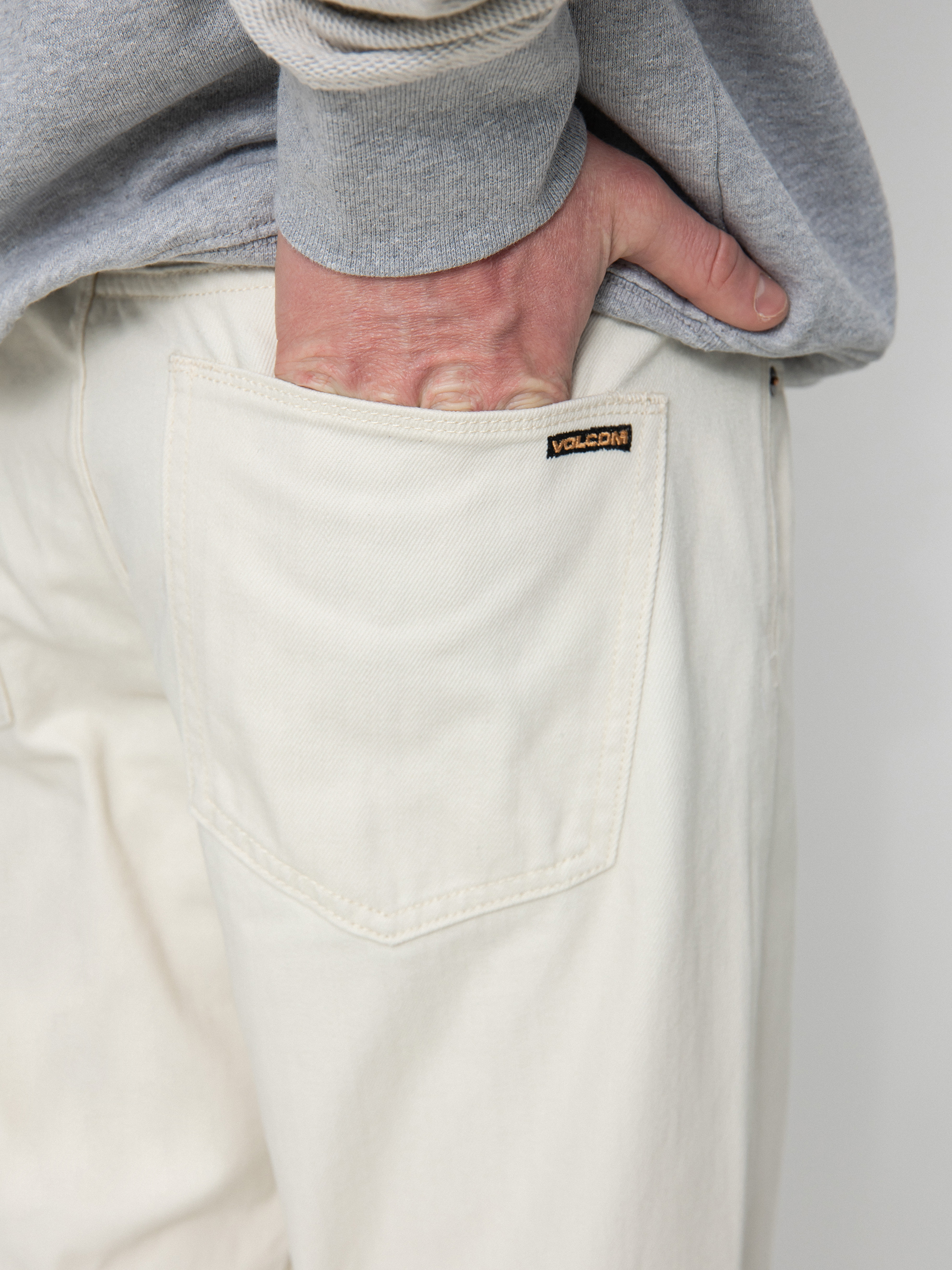 Volcom Modown Tapered Denim Hose (whitecap grey)