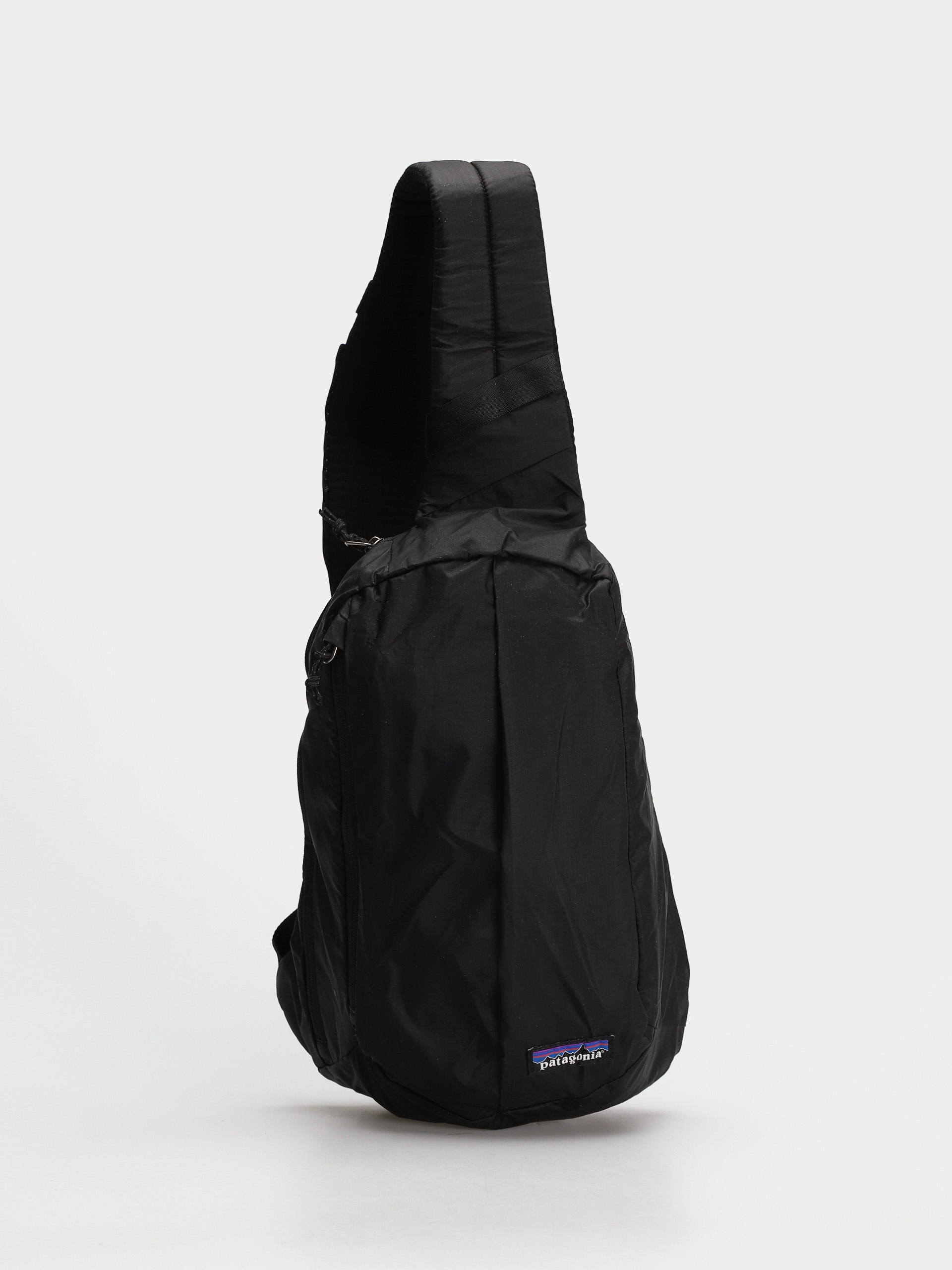 Patagonia black discount hole sling bag