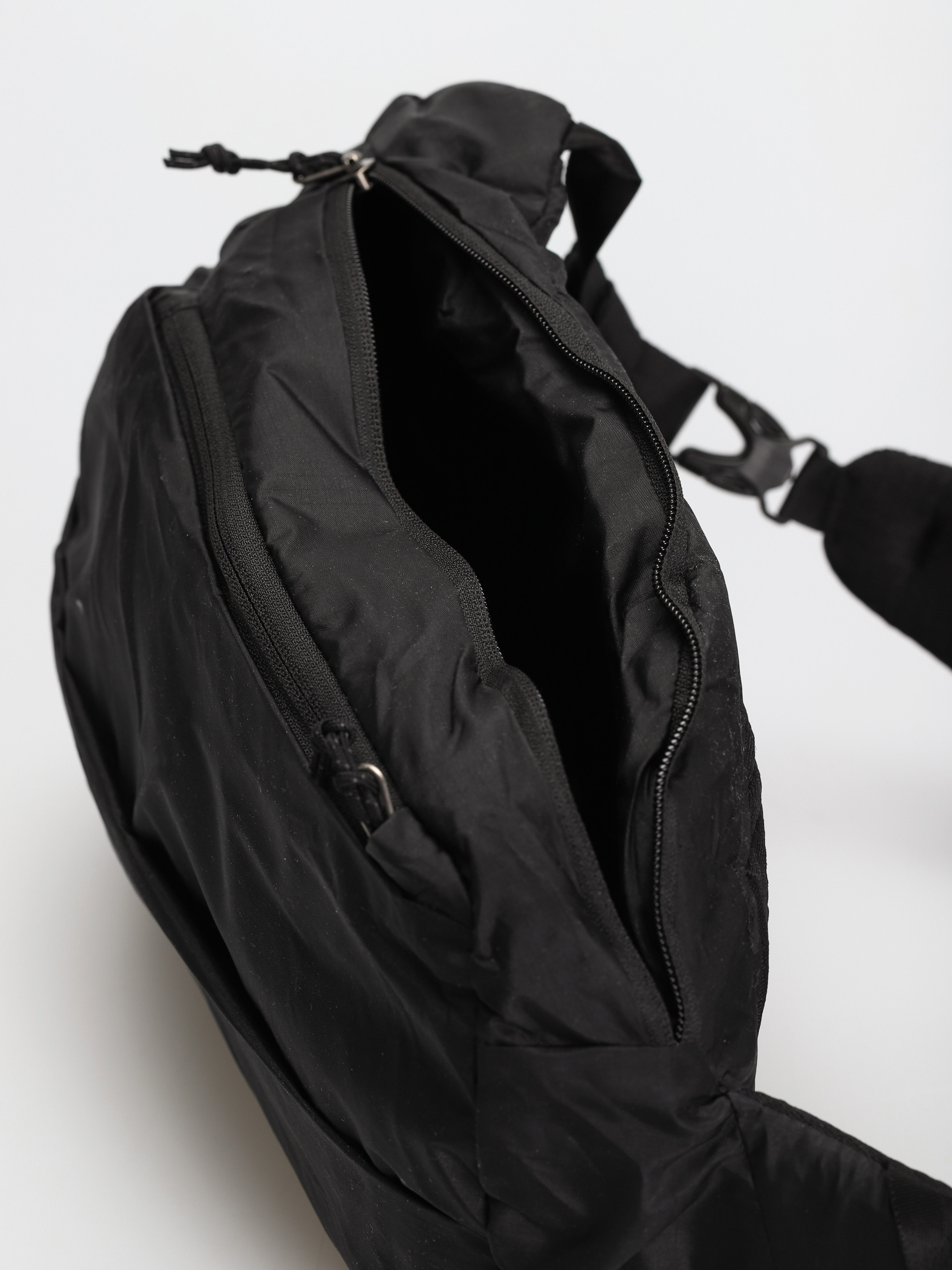 Patagonia Ultralight Black Hole Sling Backpack (black)