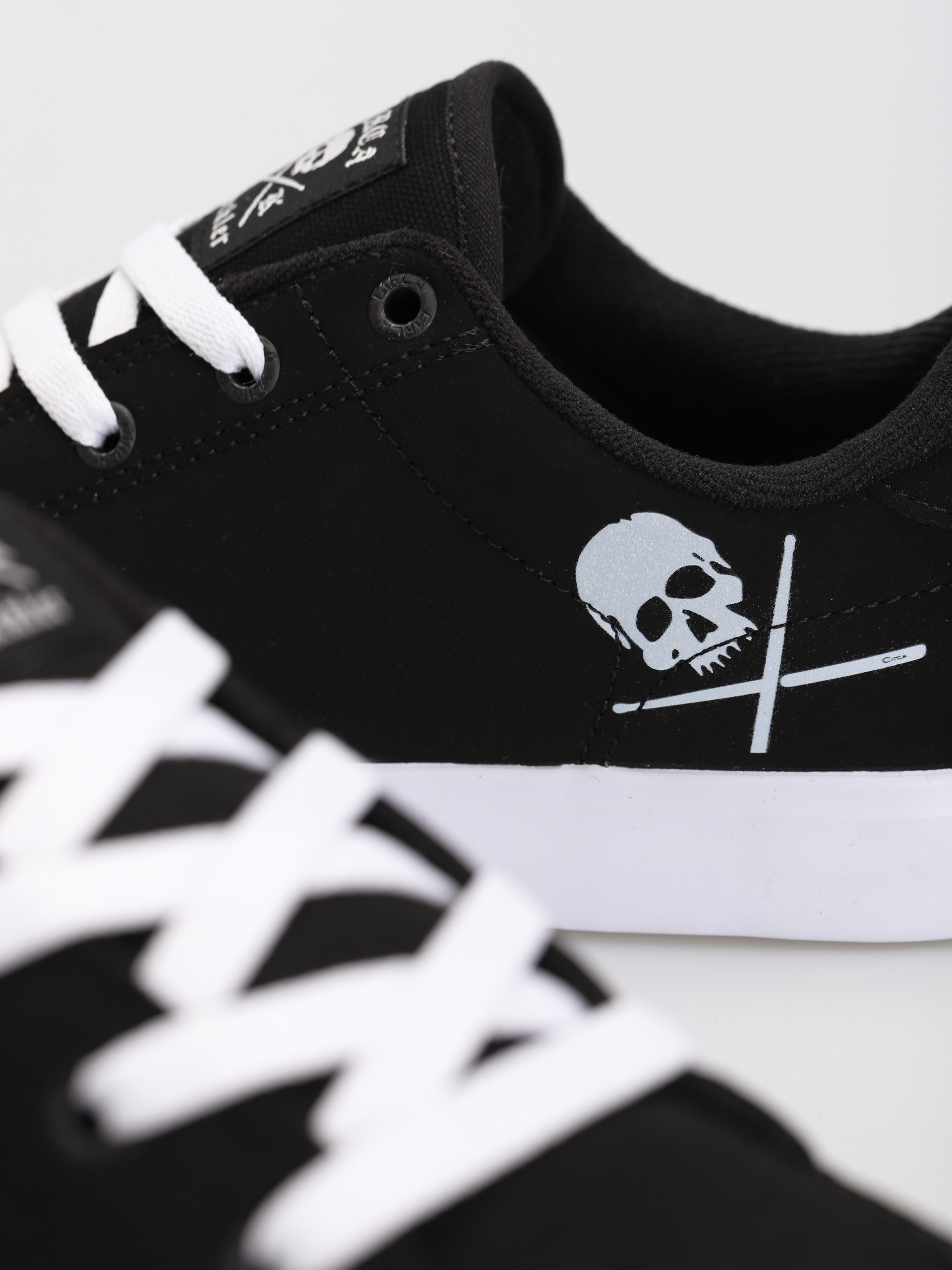 Circa skull fashion shoes