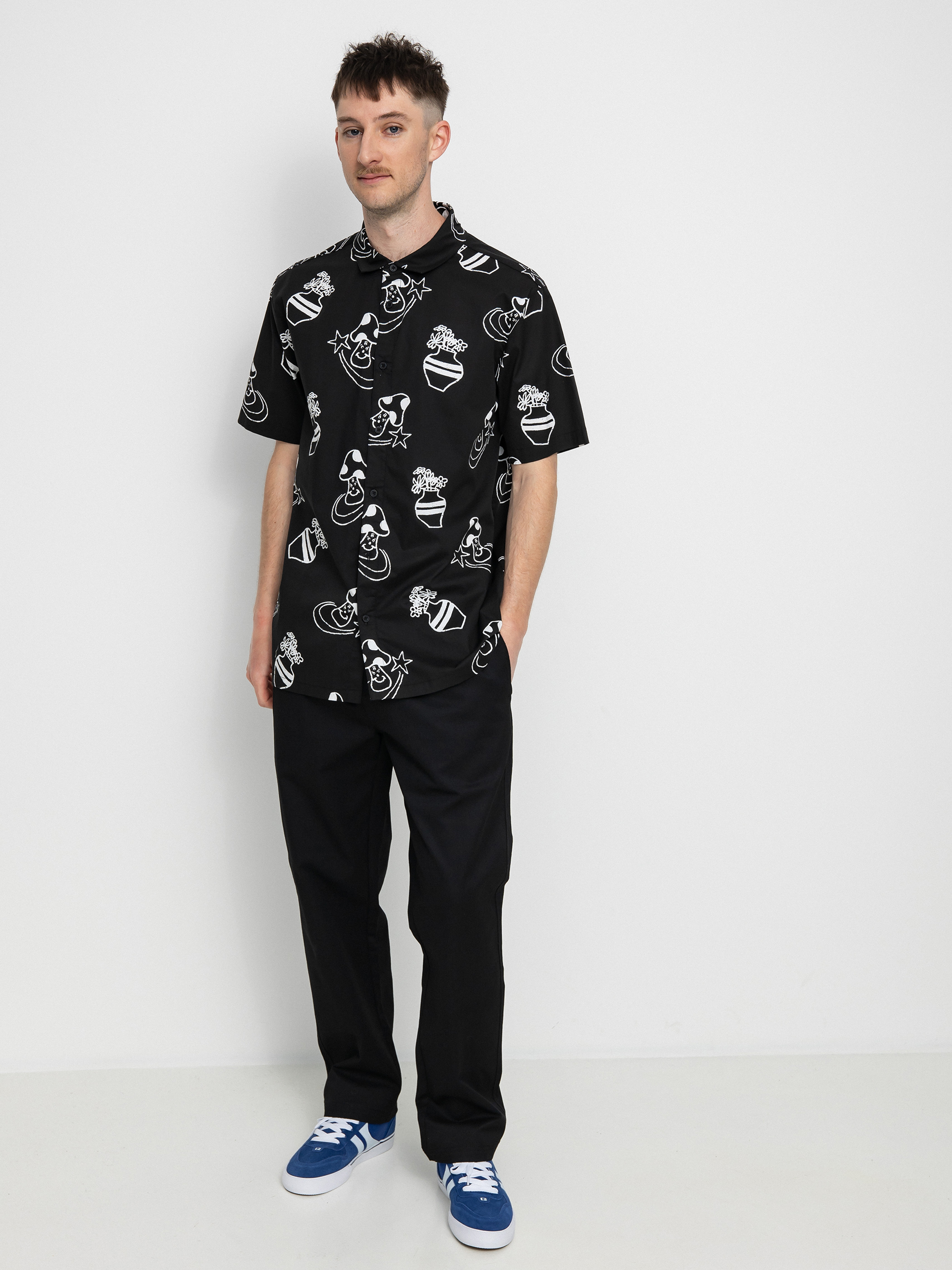Globe Underground Holiday Hemd (black)