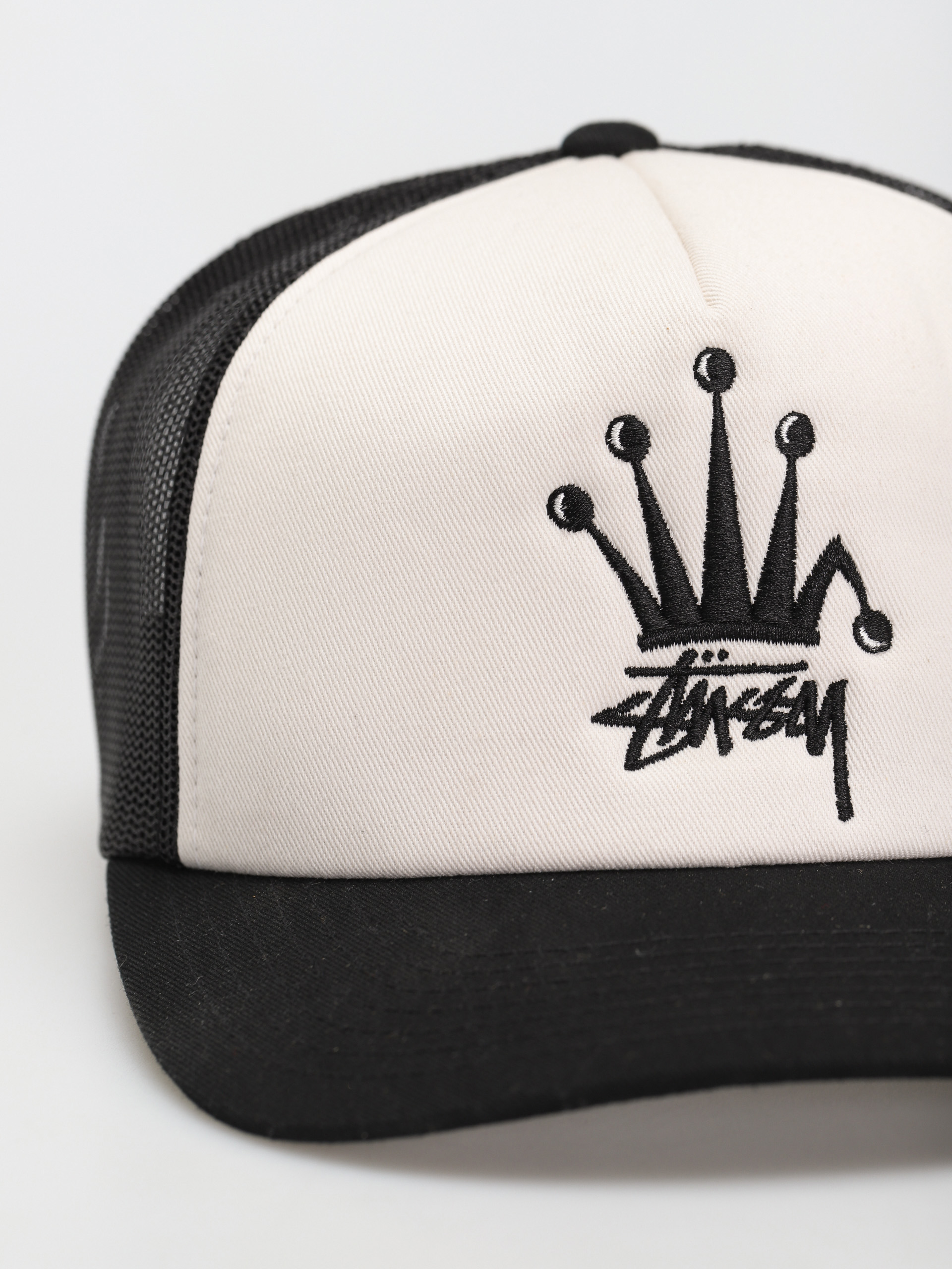 Stussy Crown Stock Trucker Cap (black)