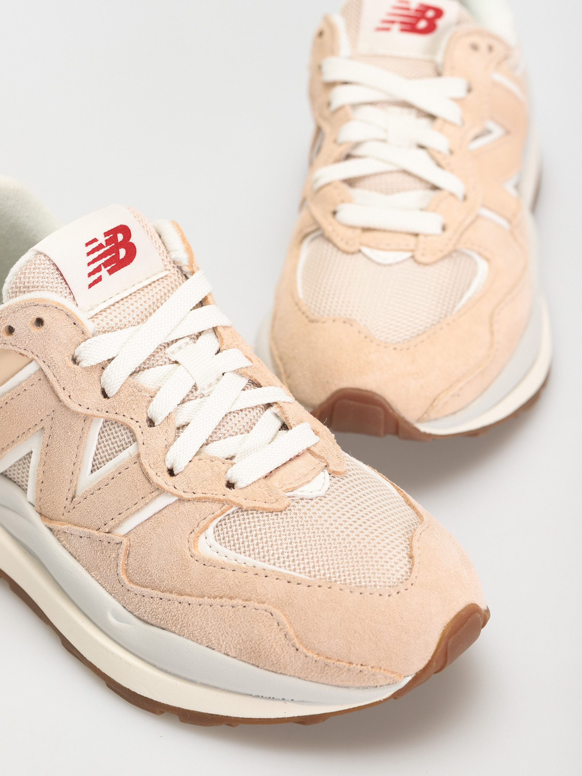 New Balance 5740 Shoes Wmn (vintage rose)