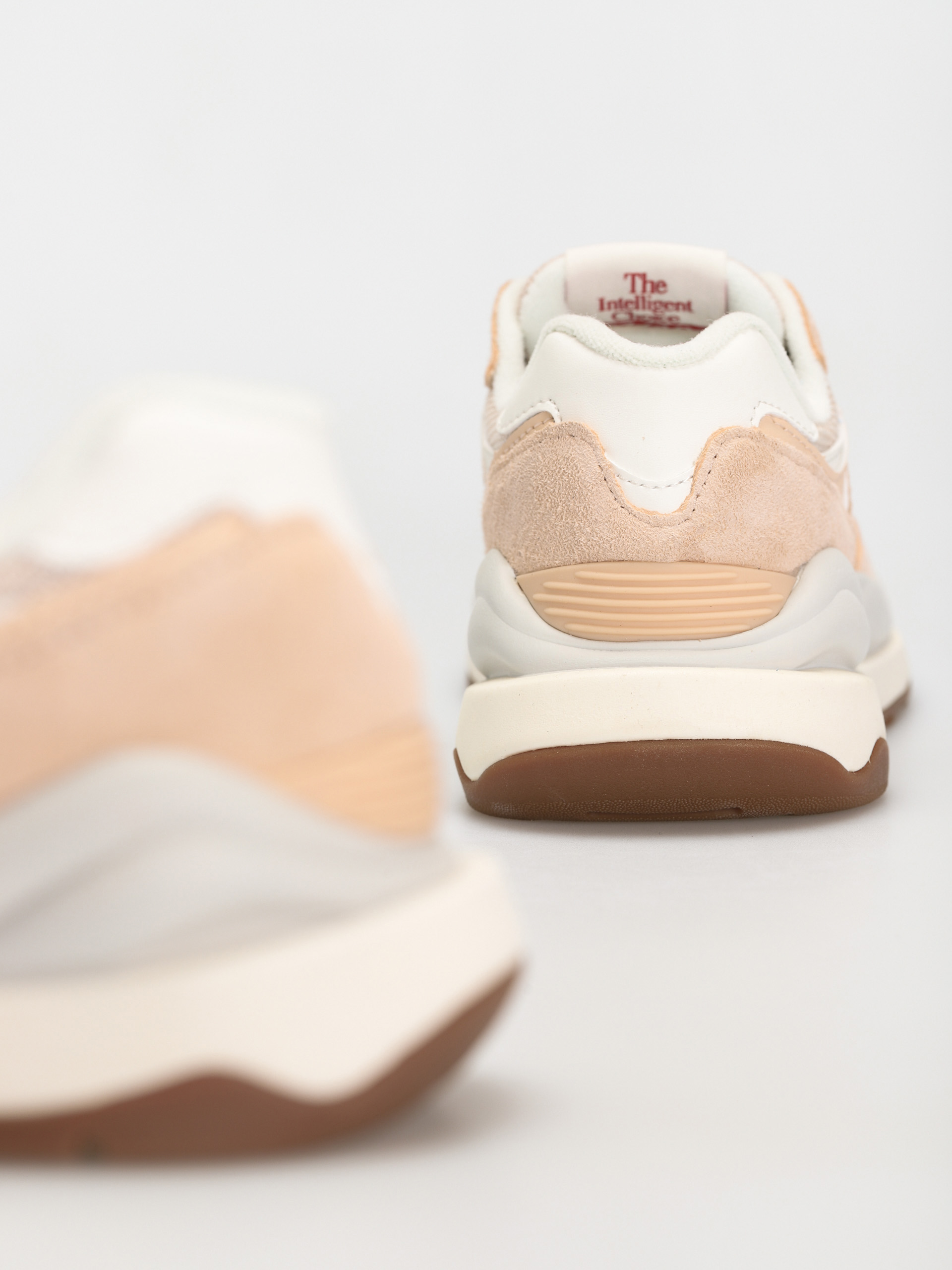 New Balance 5740 Shoes Wmn (vintage rose)