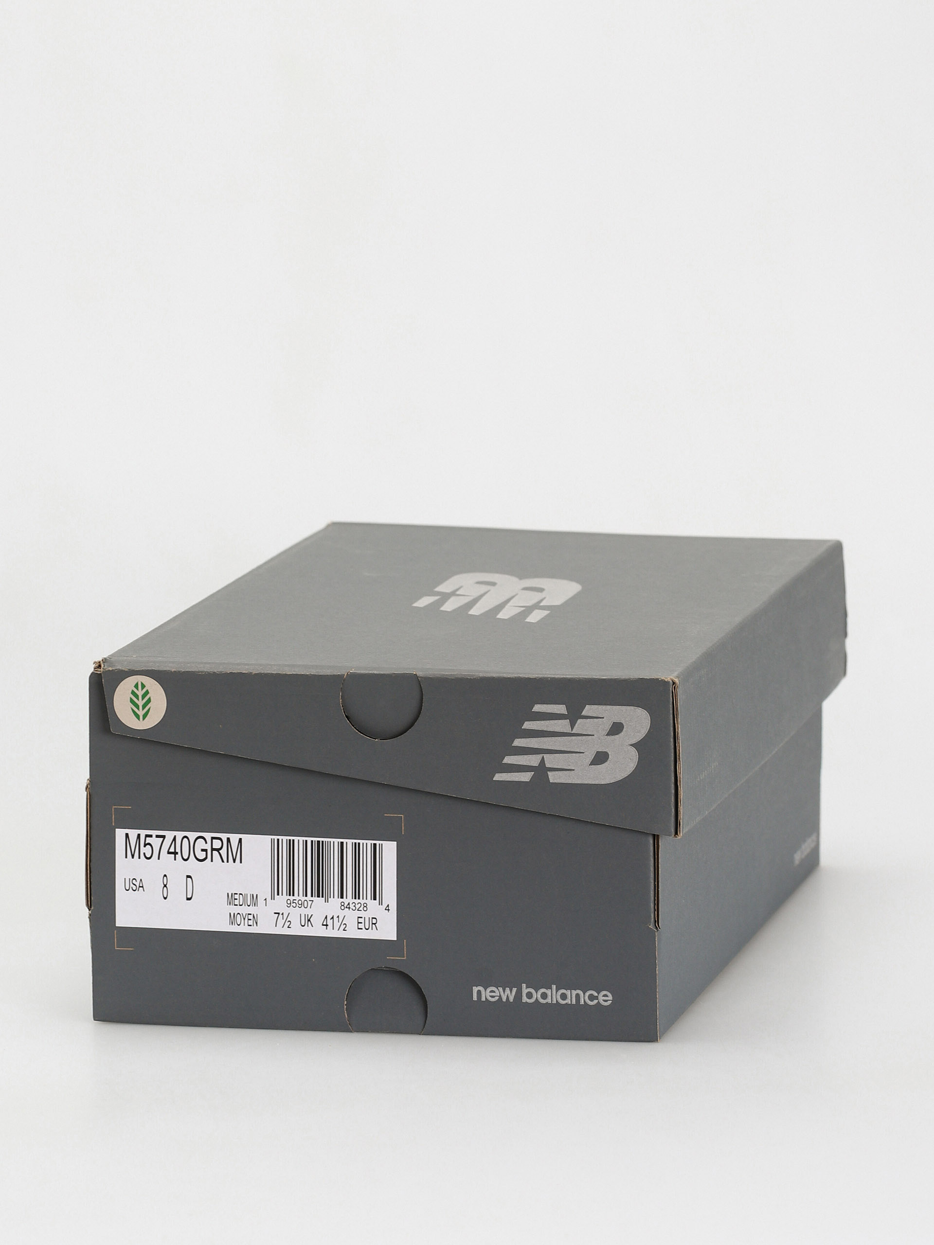 New Balance 5740 Shoes (moonbeam)