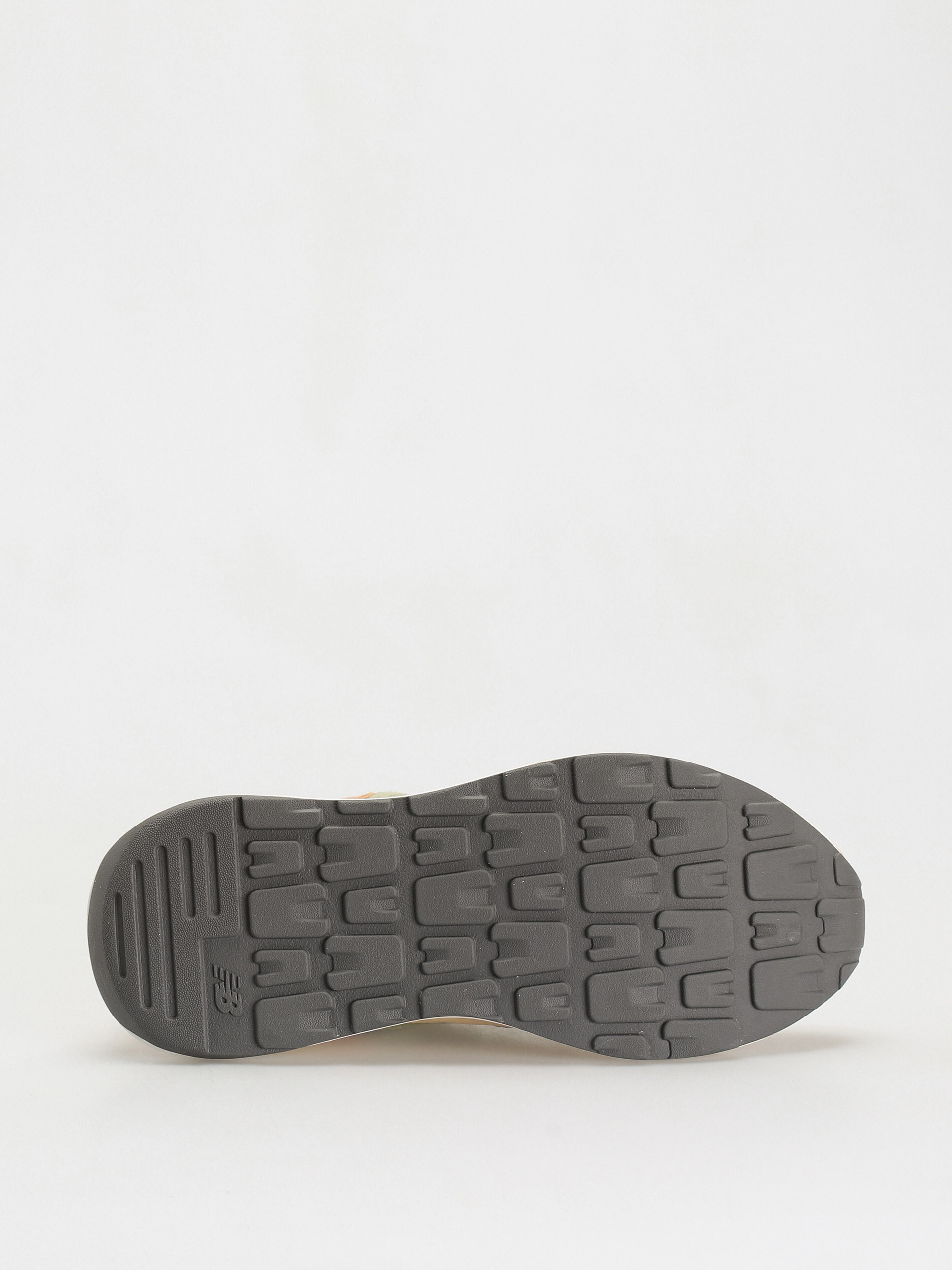 New Balance 5740 Shoes (calm taupe)