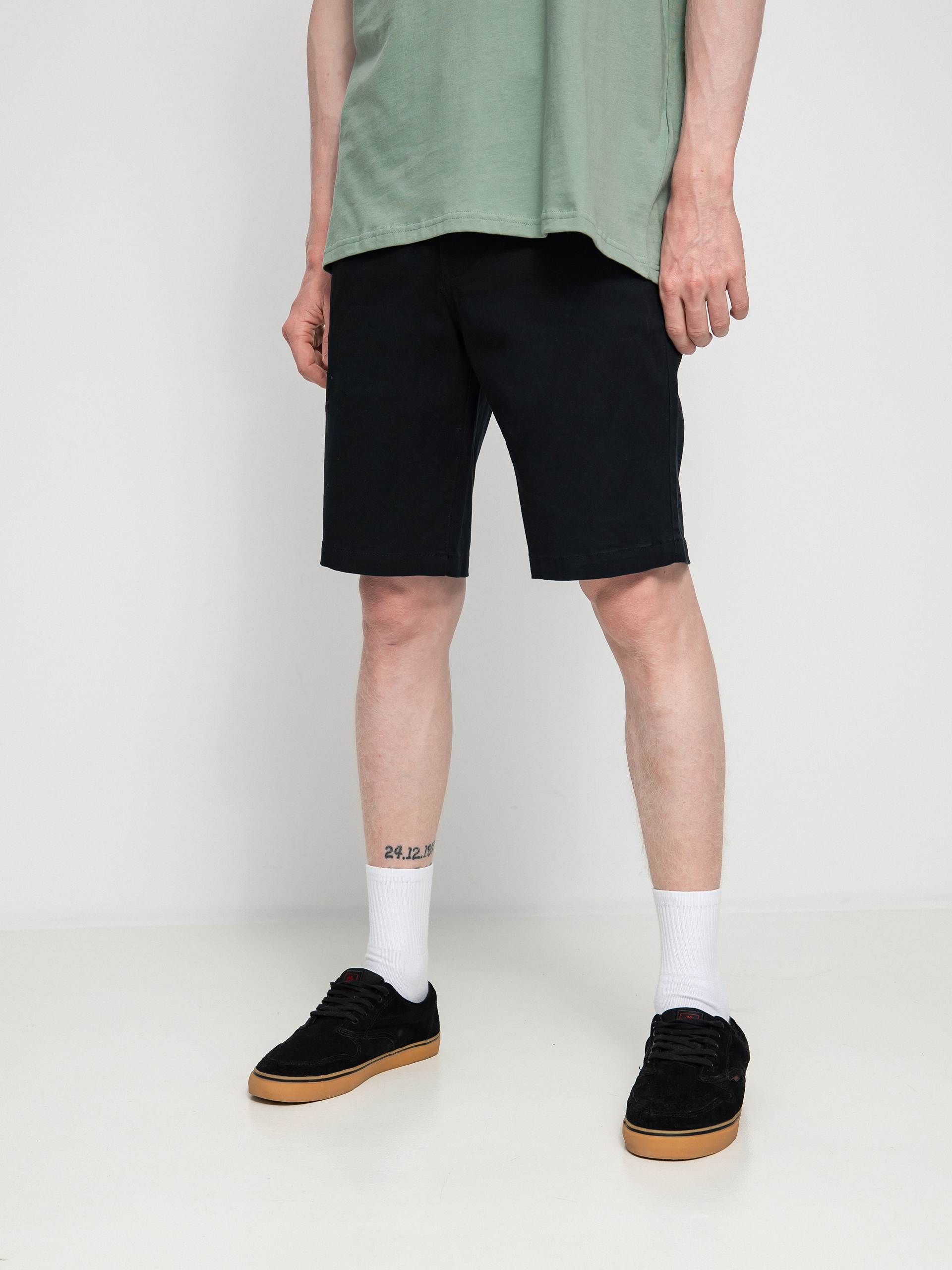 DC Worker Straight Chino Shorts (black)