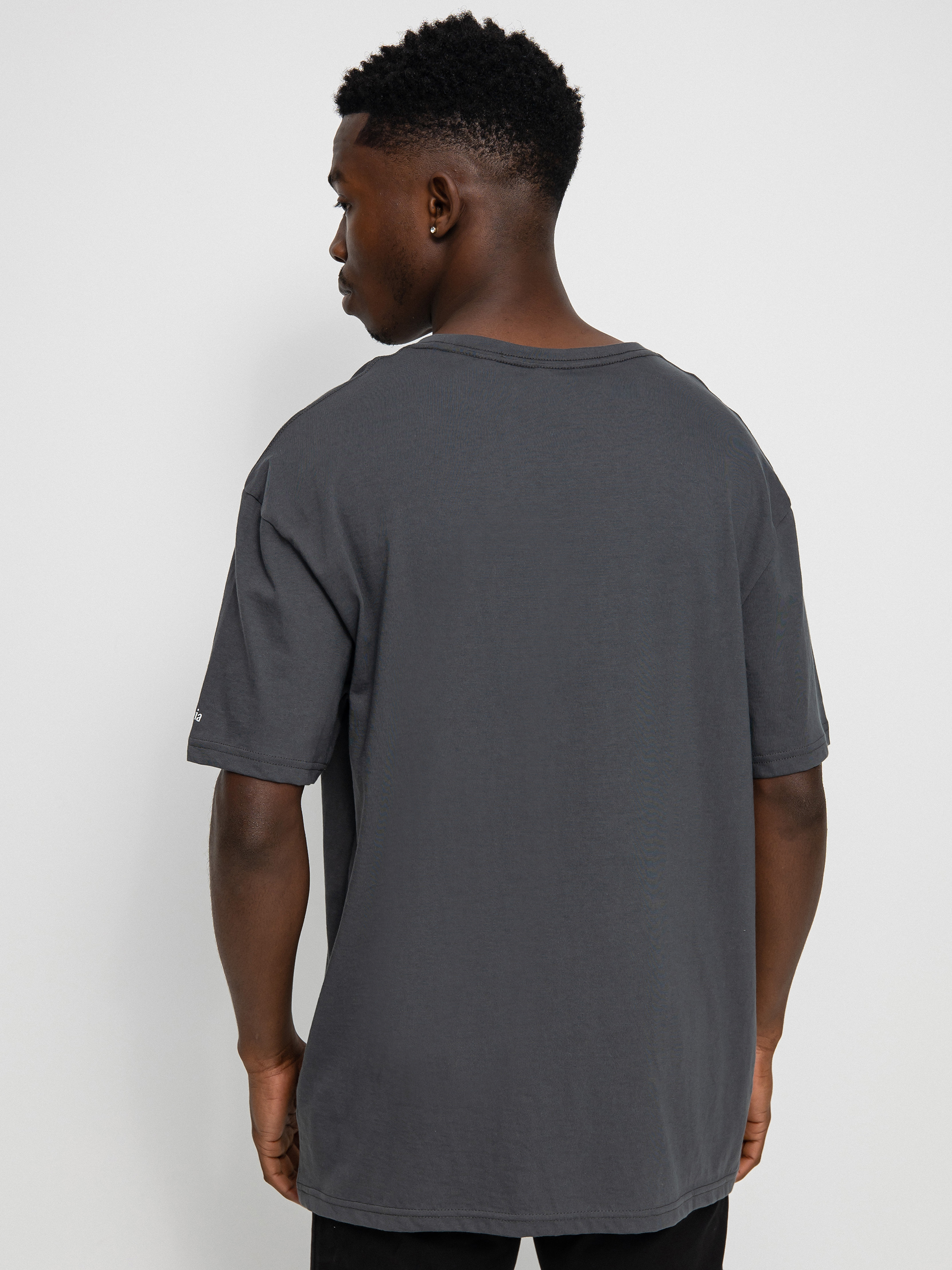 Columbia Path Lake T-shirt (shark/hikers haven)