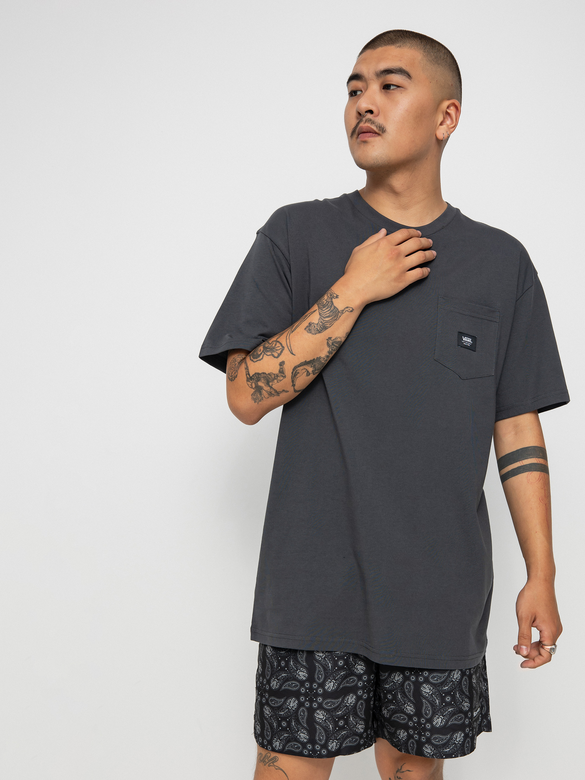 Vans Woven Patch Pocket M T-shirt (asphalt)