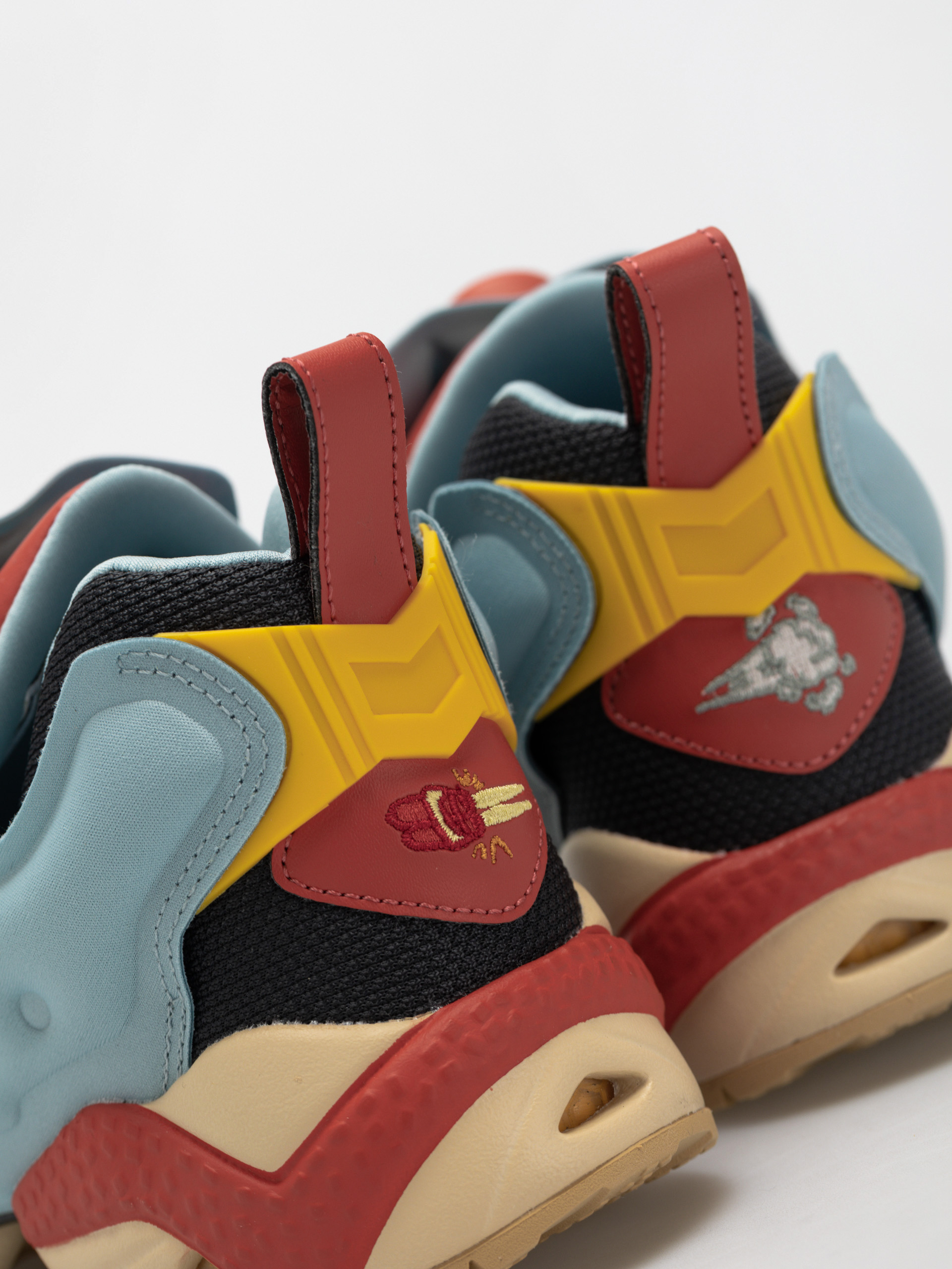 Reebok Instapump Fury 95 Shoes (whstea/rhodon/alwyel)