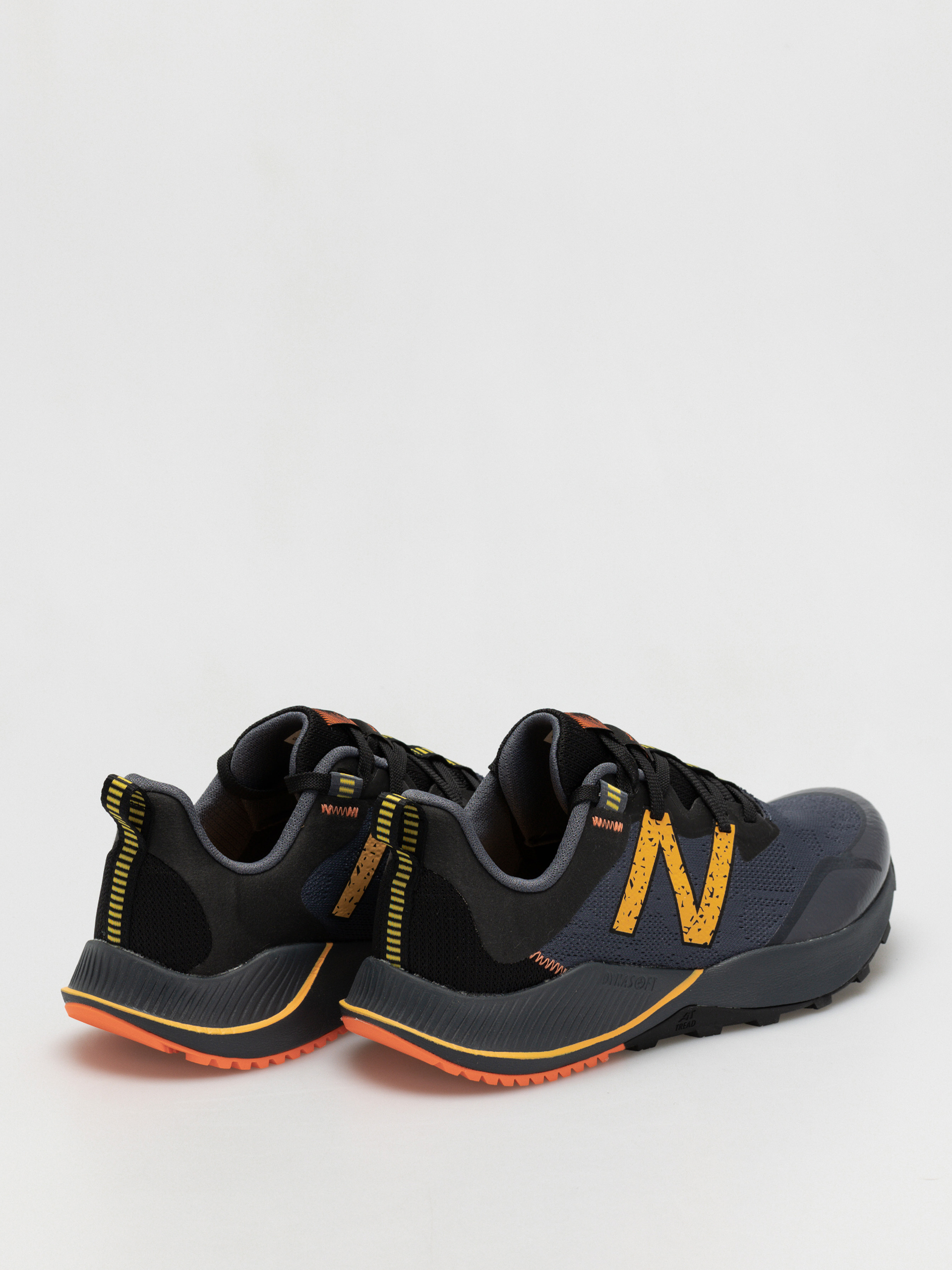 New balance minimus on sale mt10v4