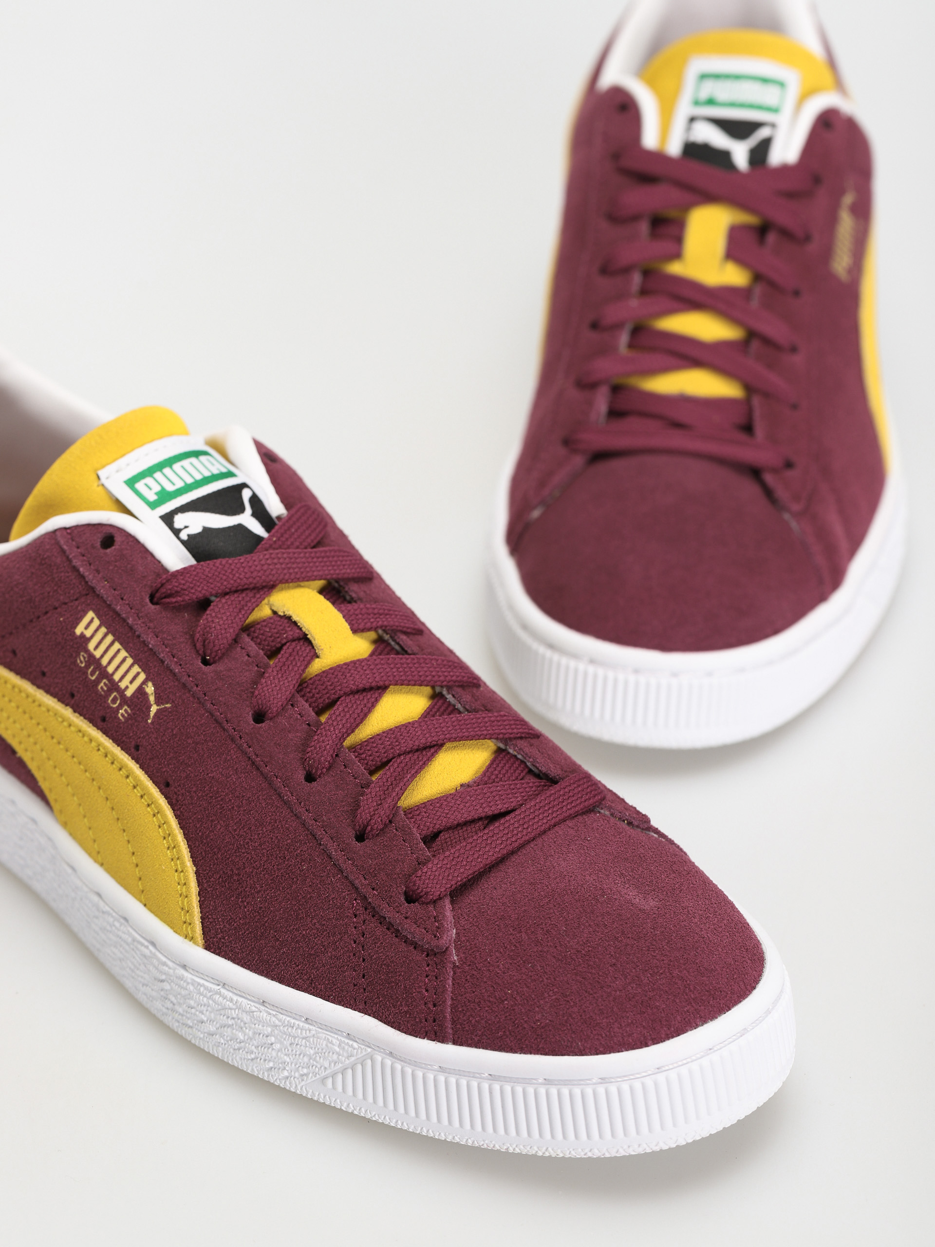Puma Suede Classic XXI Shoes (grape wine/dandelion/pwht)
