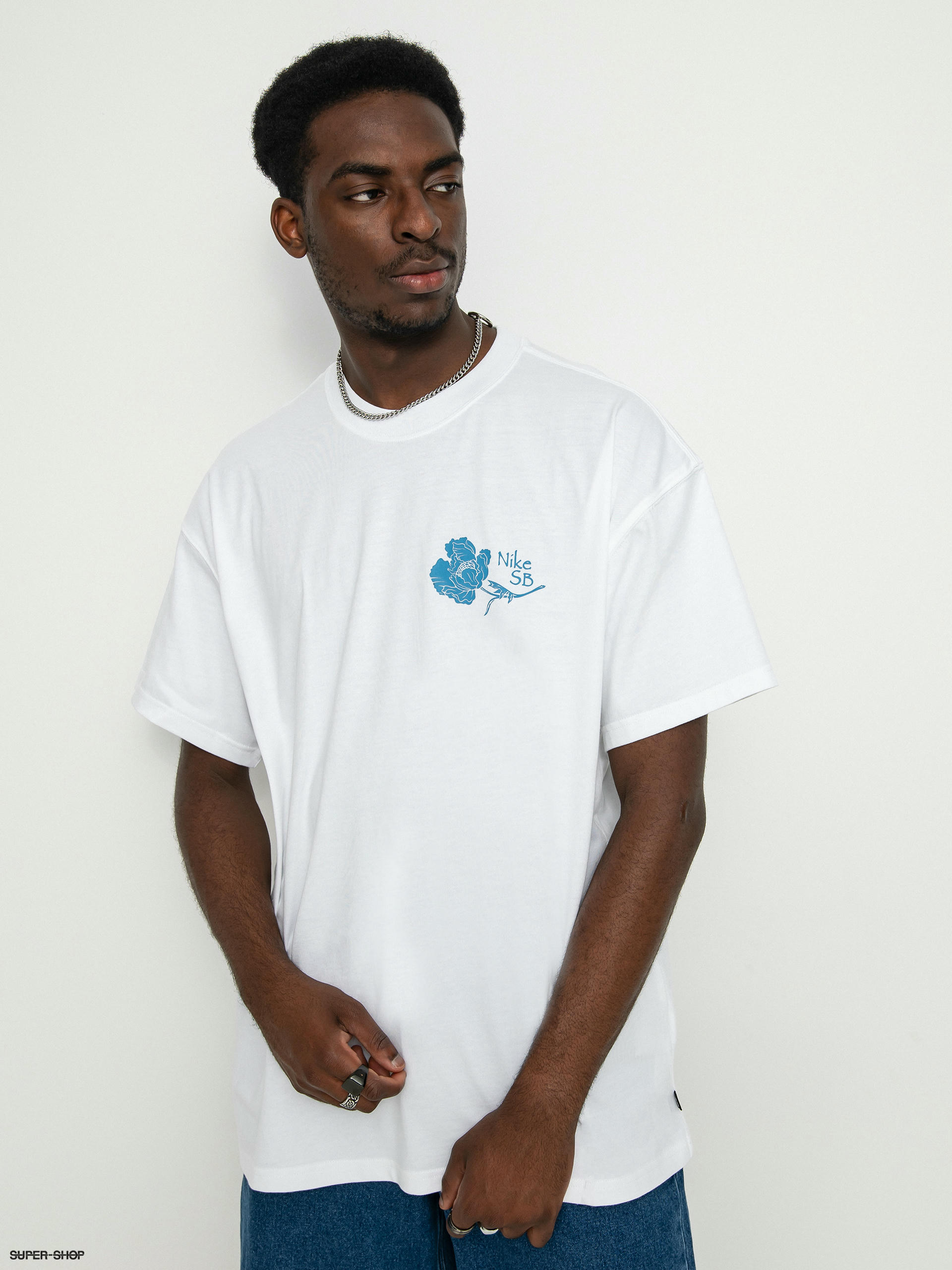 White nike sb on sale shirt