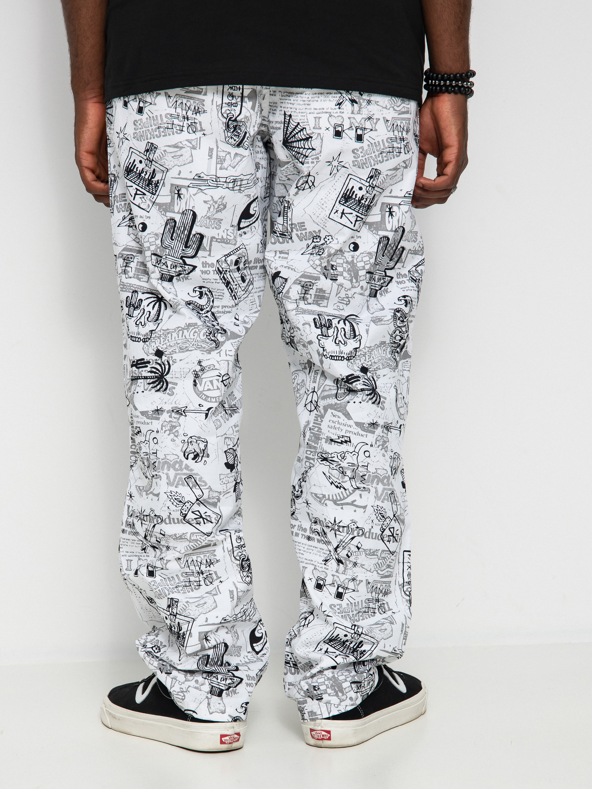 Vans Kevin Peraza Range Louniwe Tapered Pants (kevin peraza white/black)