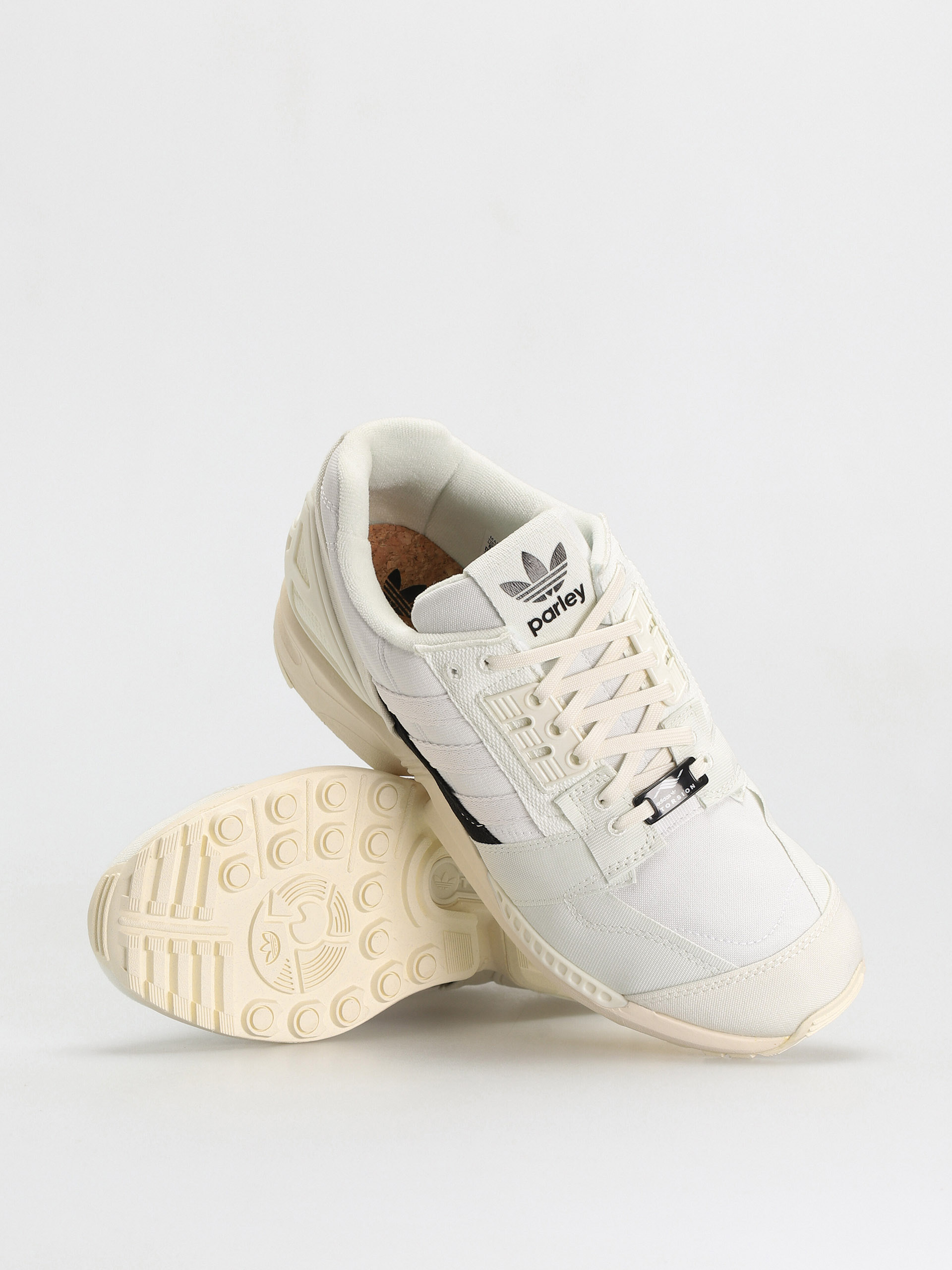 adidas Originals Zx 8000 Parley Shoes (owhite/whitin/ftwwht)