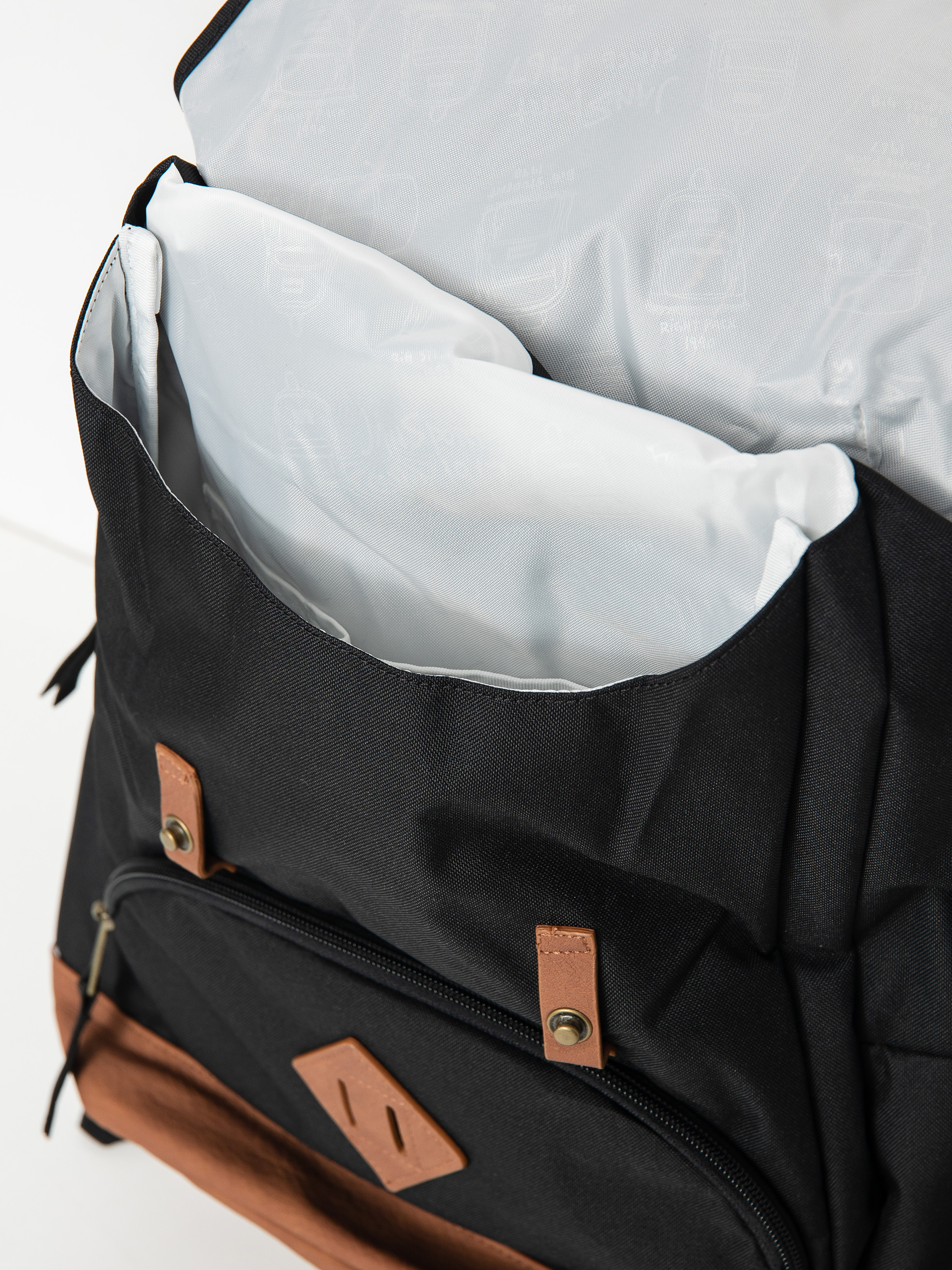 JanSport Cortlandt Backpack (black)