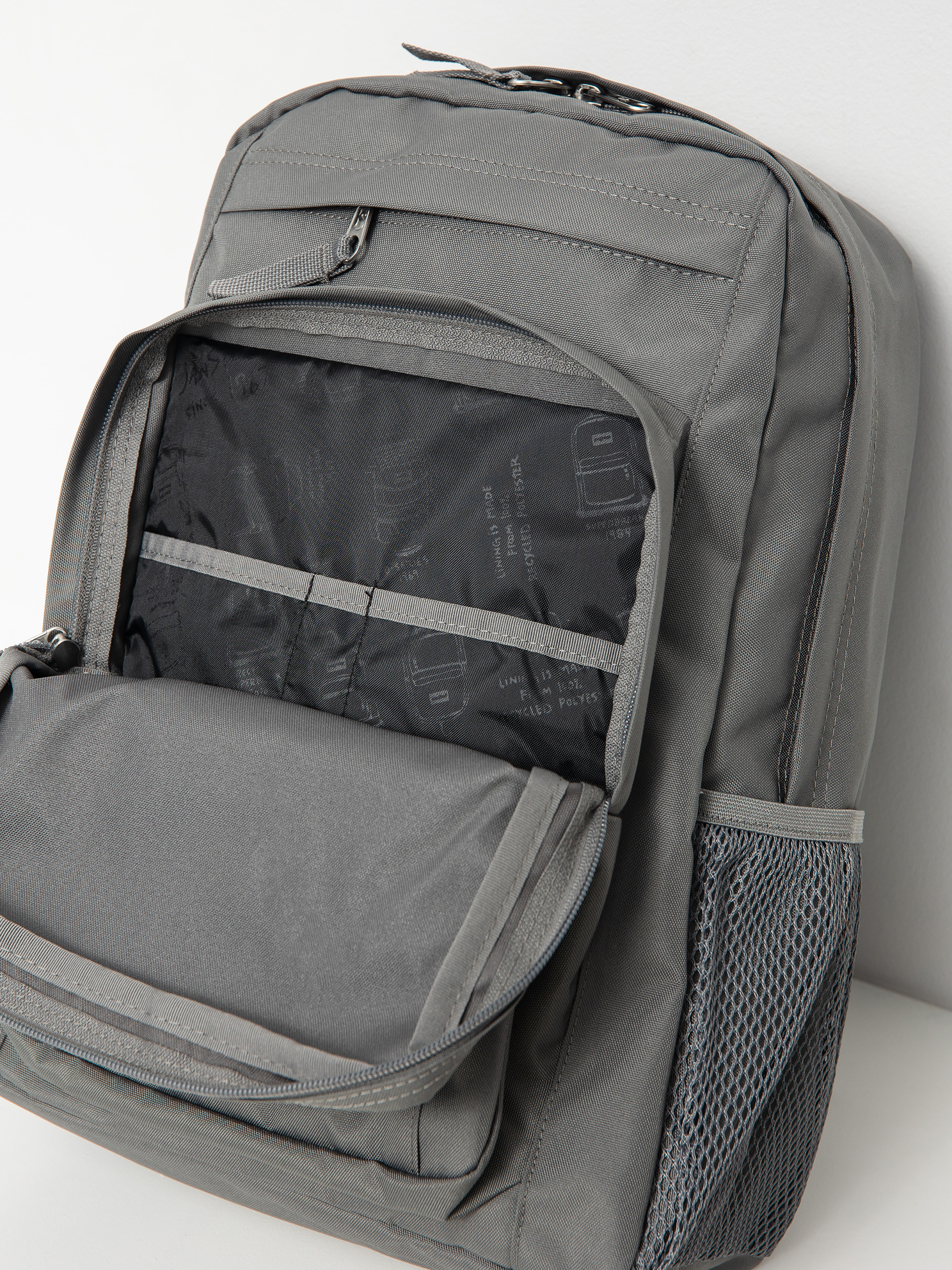 JanSport Union Pack Rucksack (graphite grey)