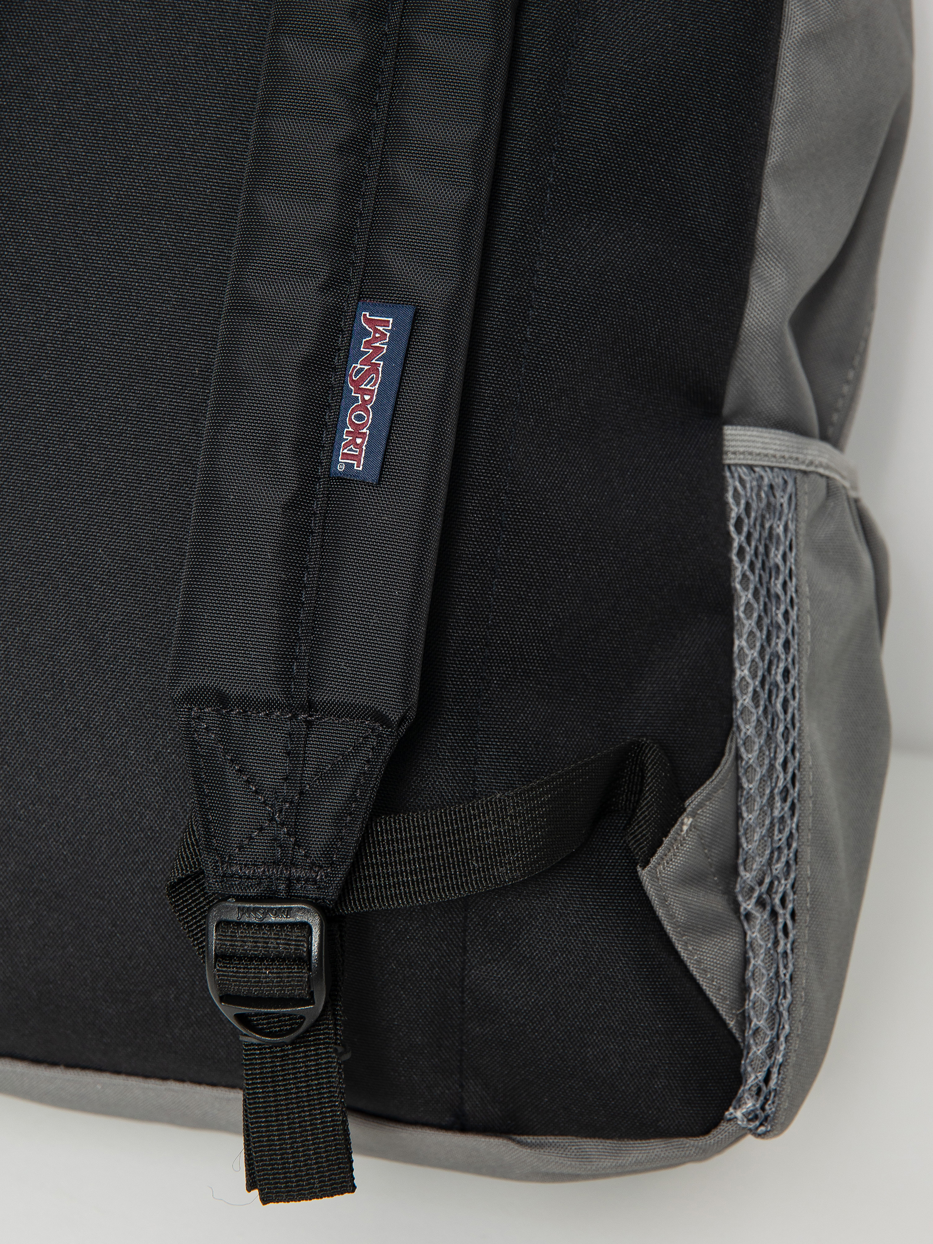 JanSport Cross Town Rucksack (graphite grey)