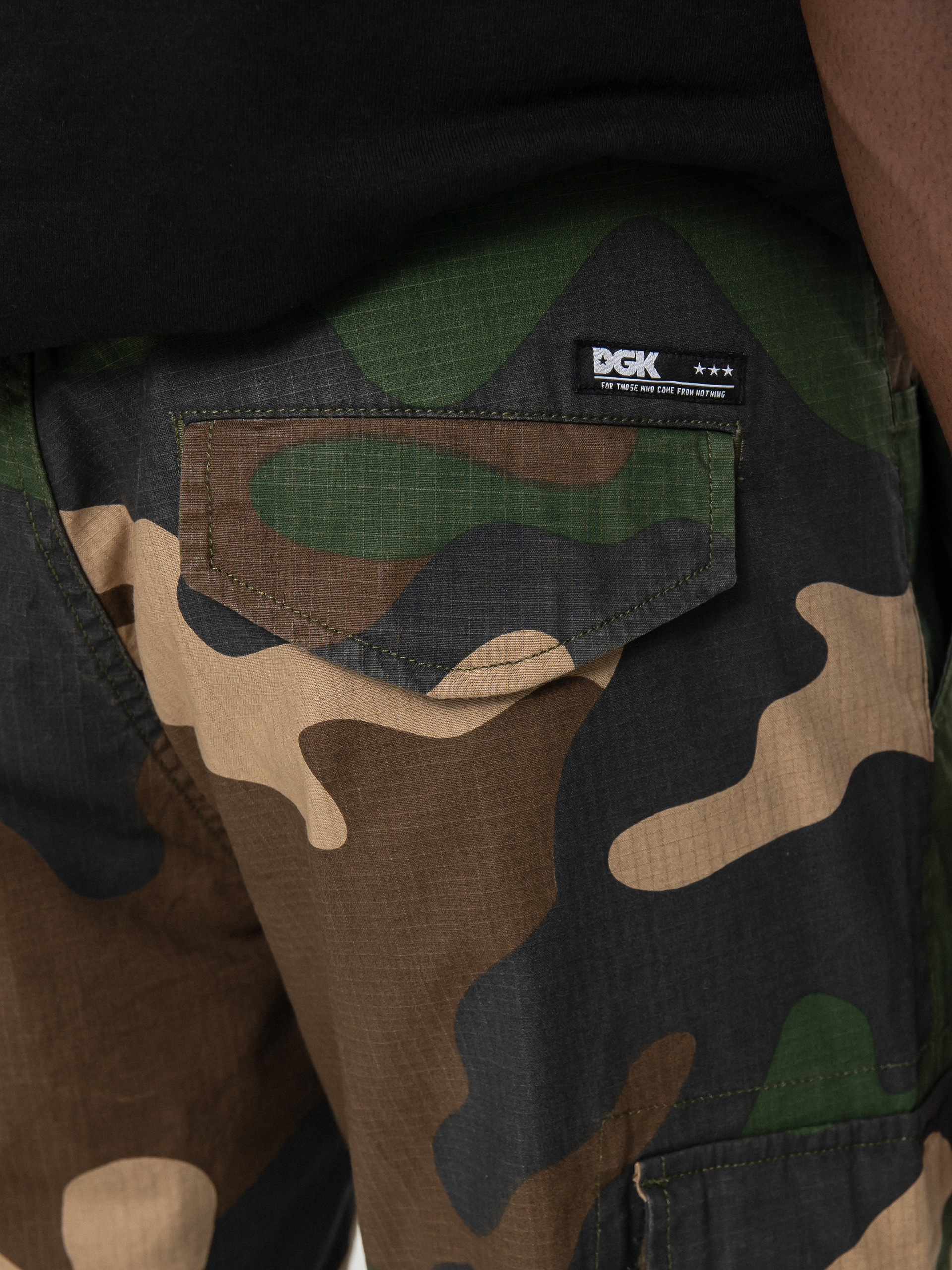DGK Cargo Pants (big woods camo)