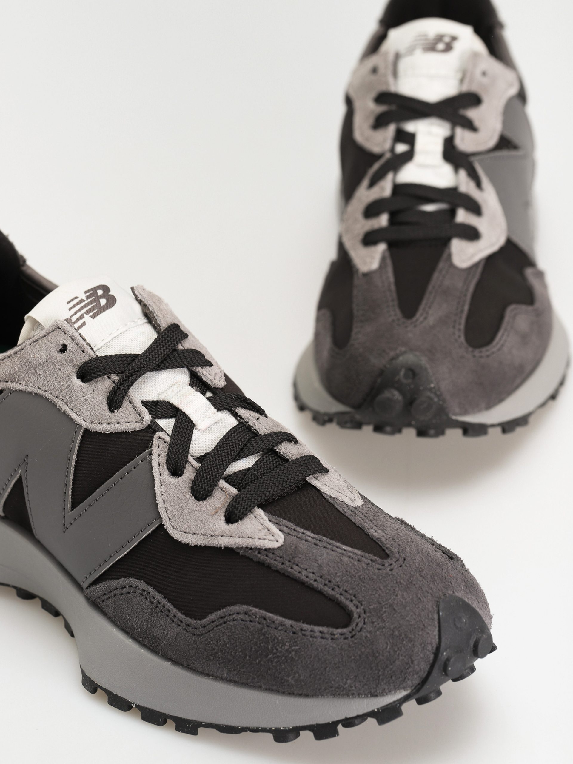 New Balance 327 Shoes (grey)