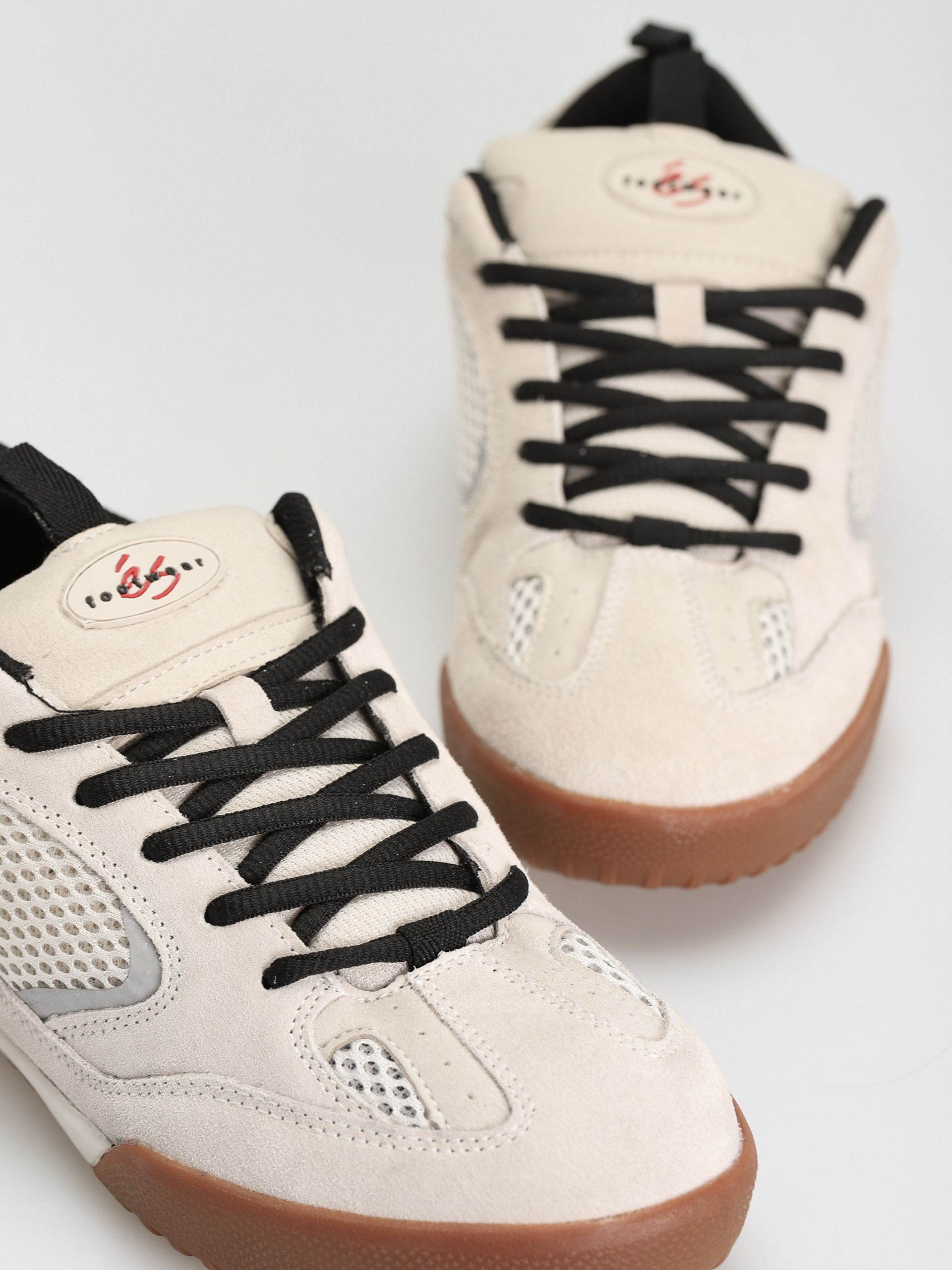 eS Quattro Shoes (white/red/gum)