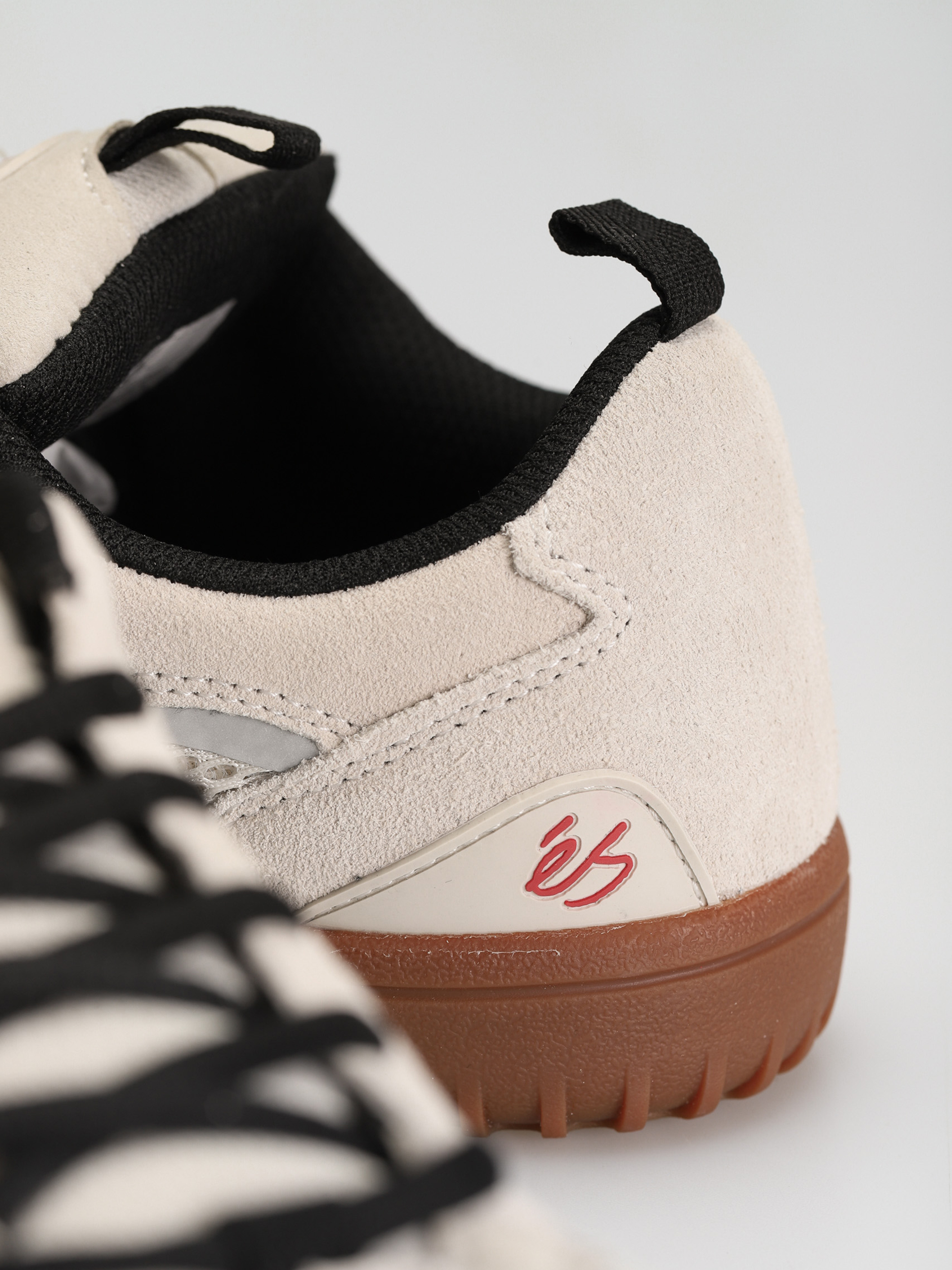 eS Quattro Shoes (white/red/gum)