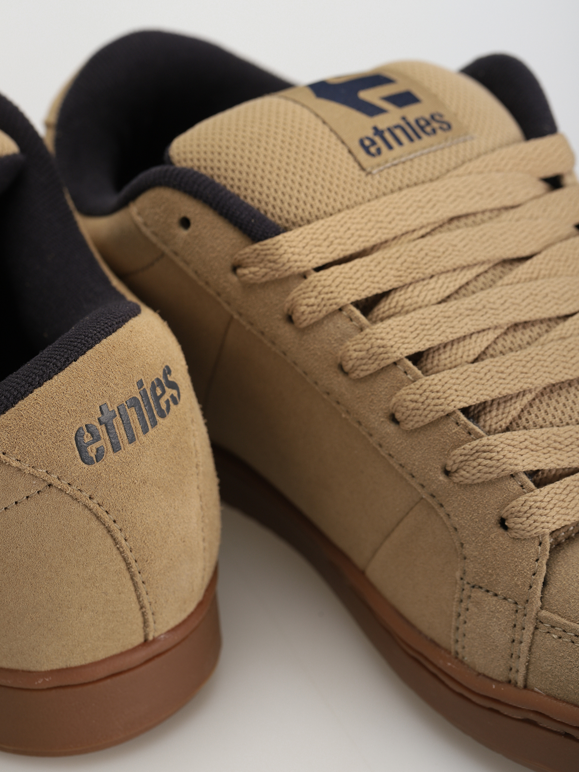 Etnies Kingpin Shoes (tan/gum)