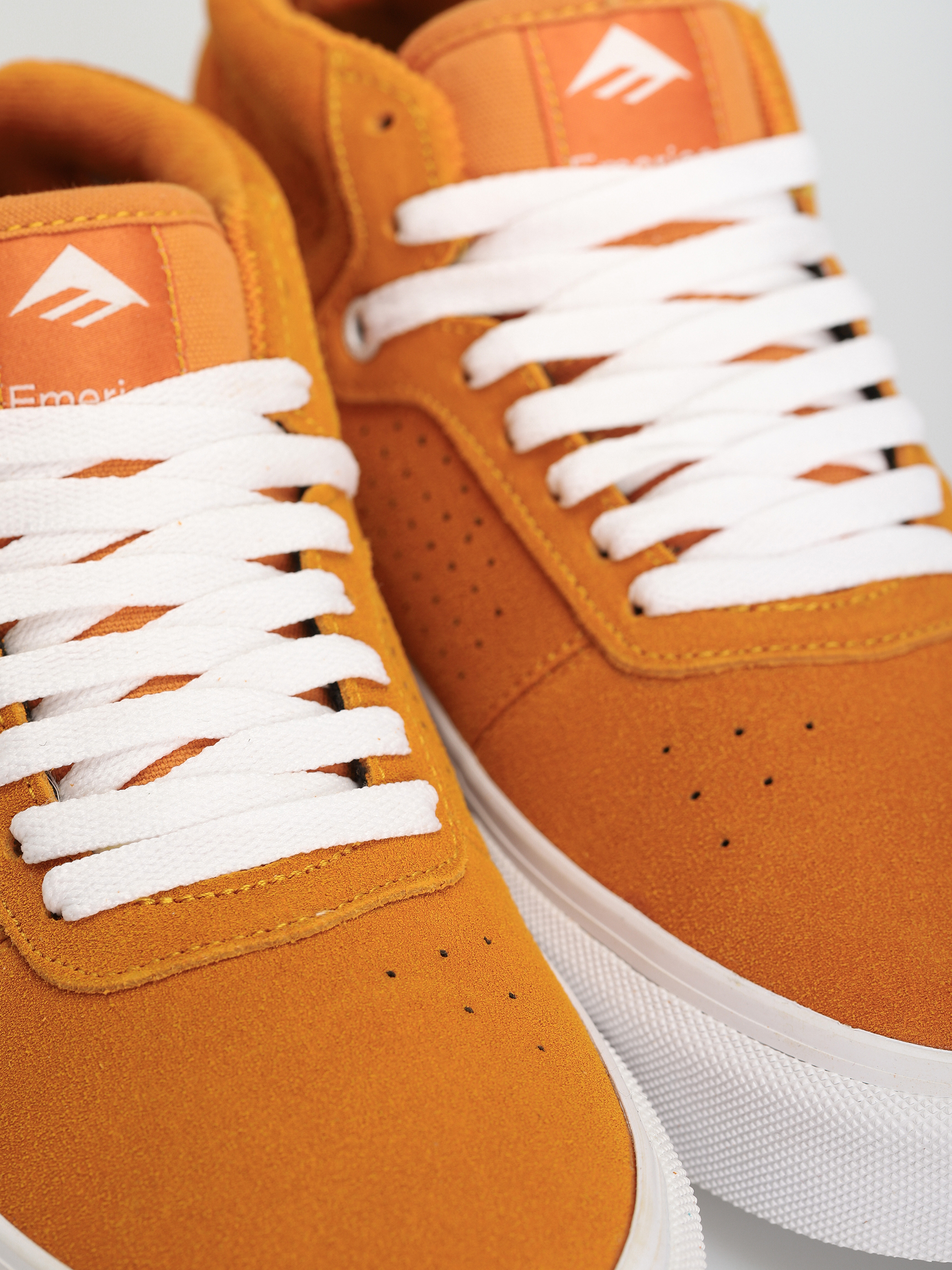Emerica Pillar Shoes (burnt orange)