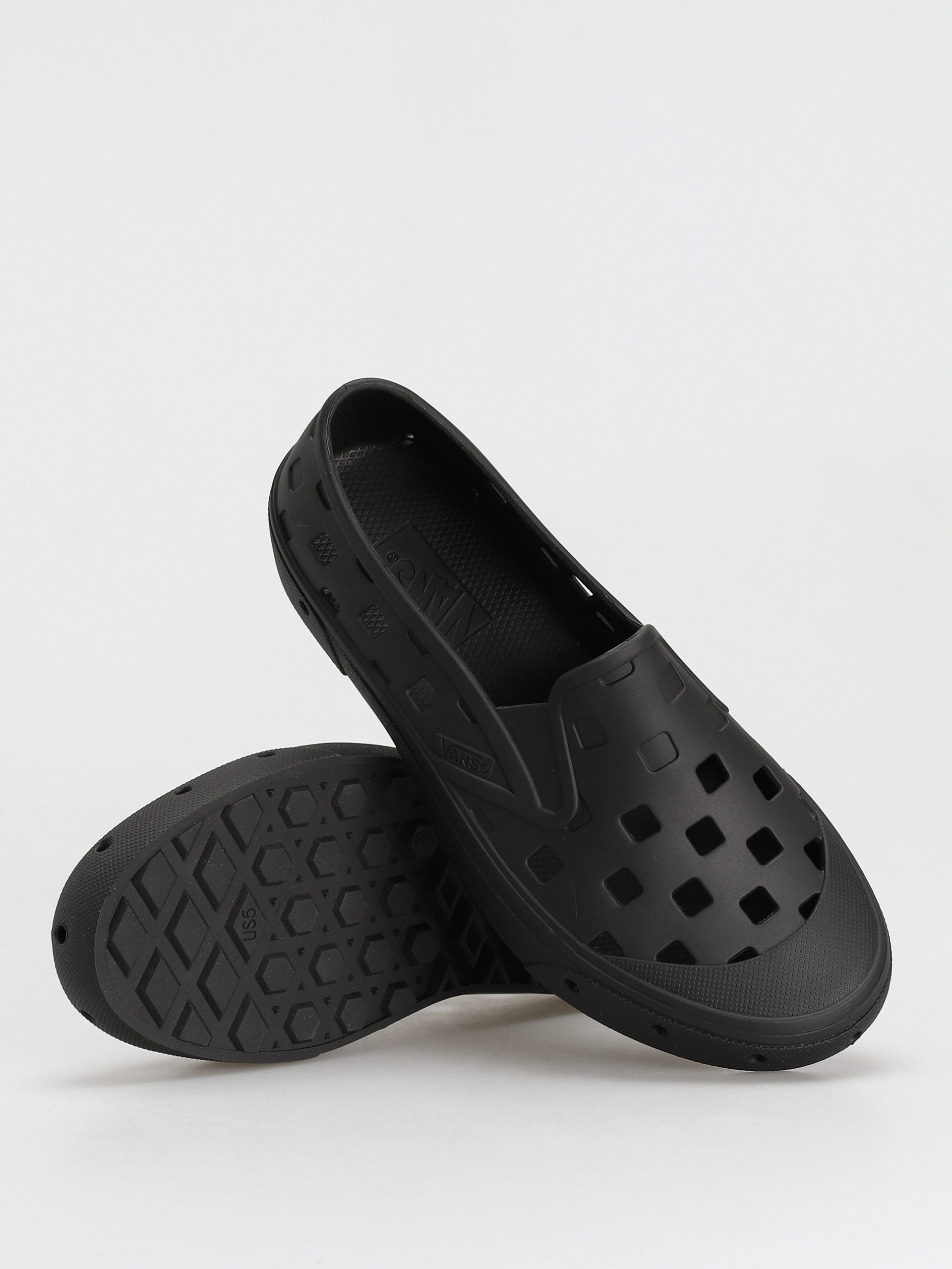 Vans Trek Slip On Shoes (black)