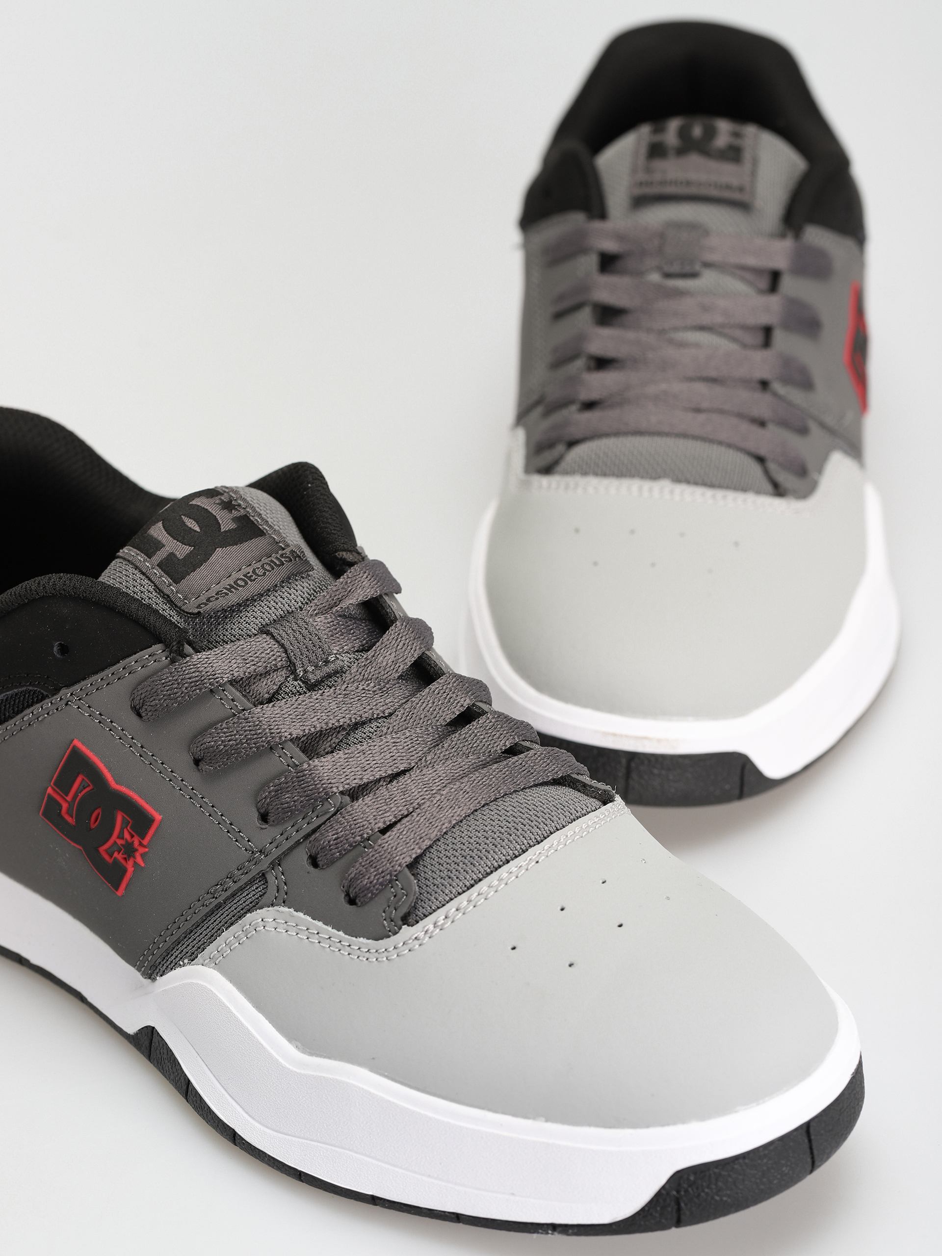 DC Central Shoes (black/grey/red)