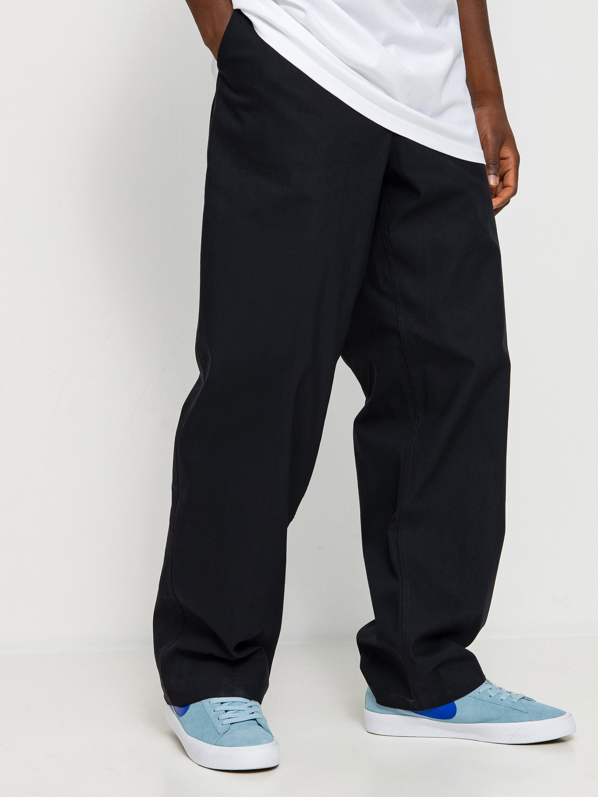 Nike SB Loose Fit Chino Hose (black)