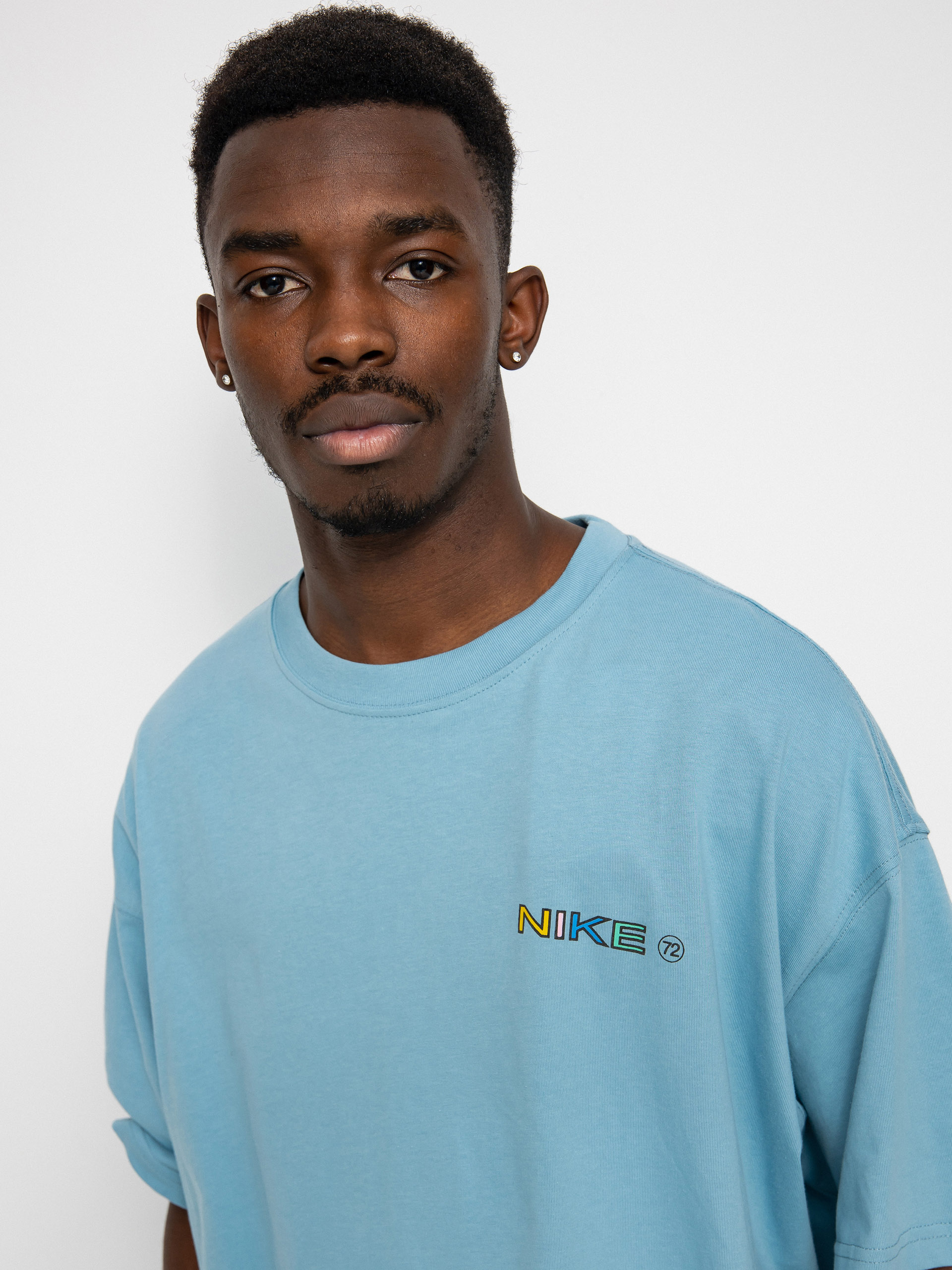 Nike SB Apple Pigeon T-shirt (worn blue)