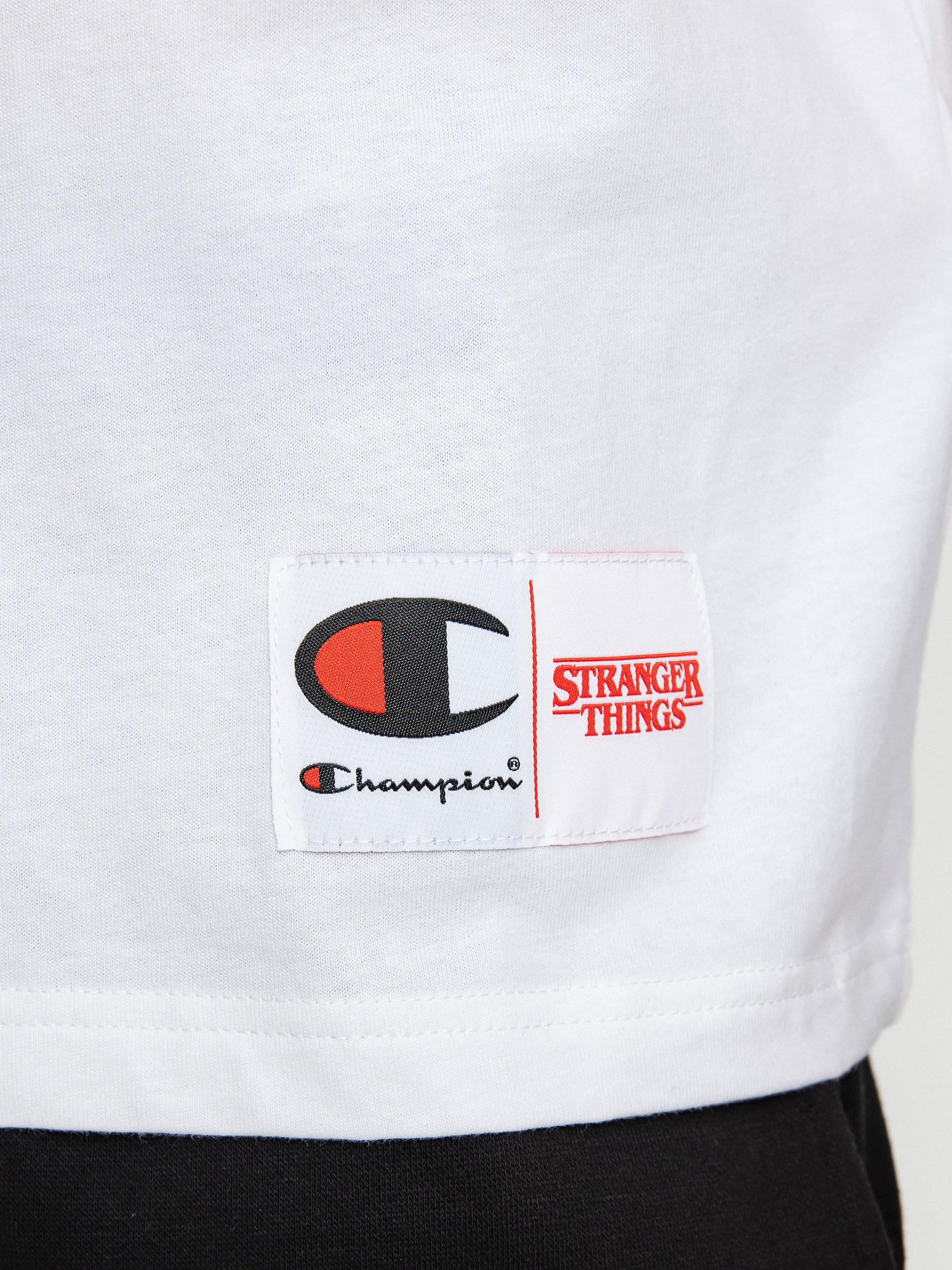 Champion X Stranger Things Crewneck T-Shirt 217791 T-shirt (wht)