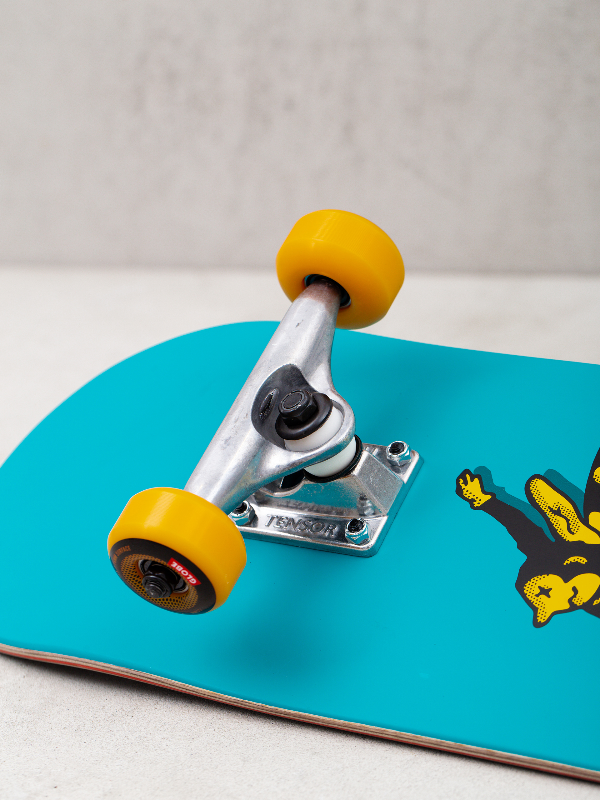 Globe Kids Save The Bees Mid Skateboard (blue)