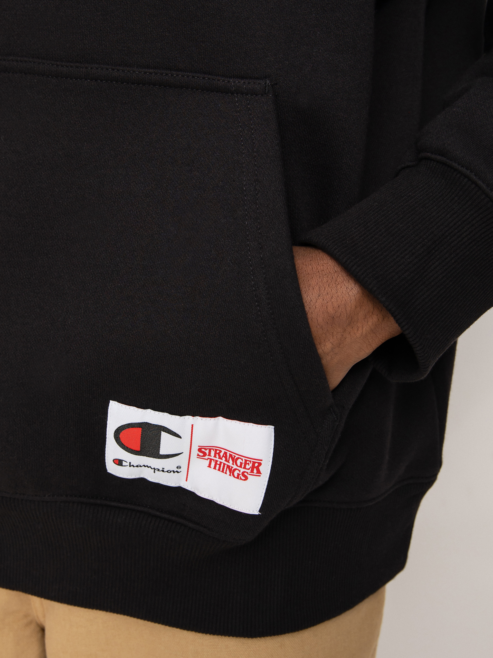 Champion X Stranger Things Hooded Sweatshirt 217780 HD Hoodie (nbk)