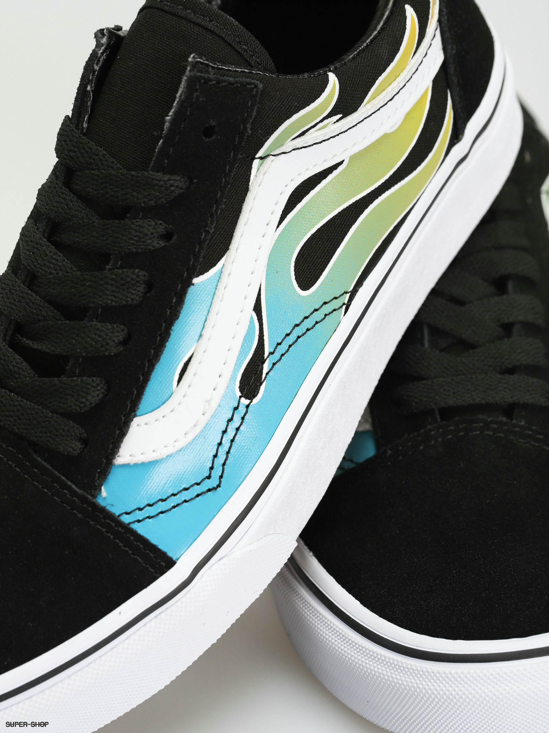 Vans Old Skool Shoes (glow flame black/white)