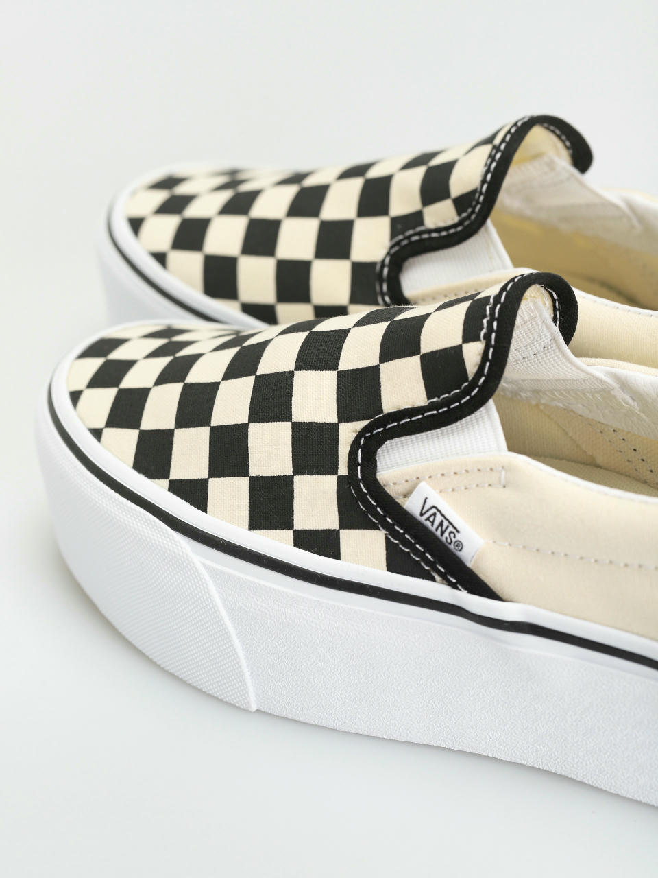 VANS Checkerboard Slip-On Stackform Womens Shoes - BLK/WHT