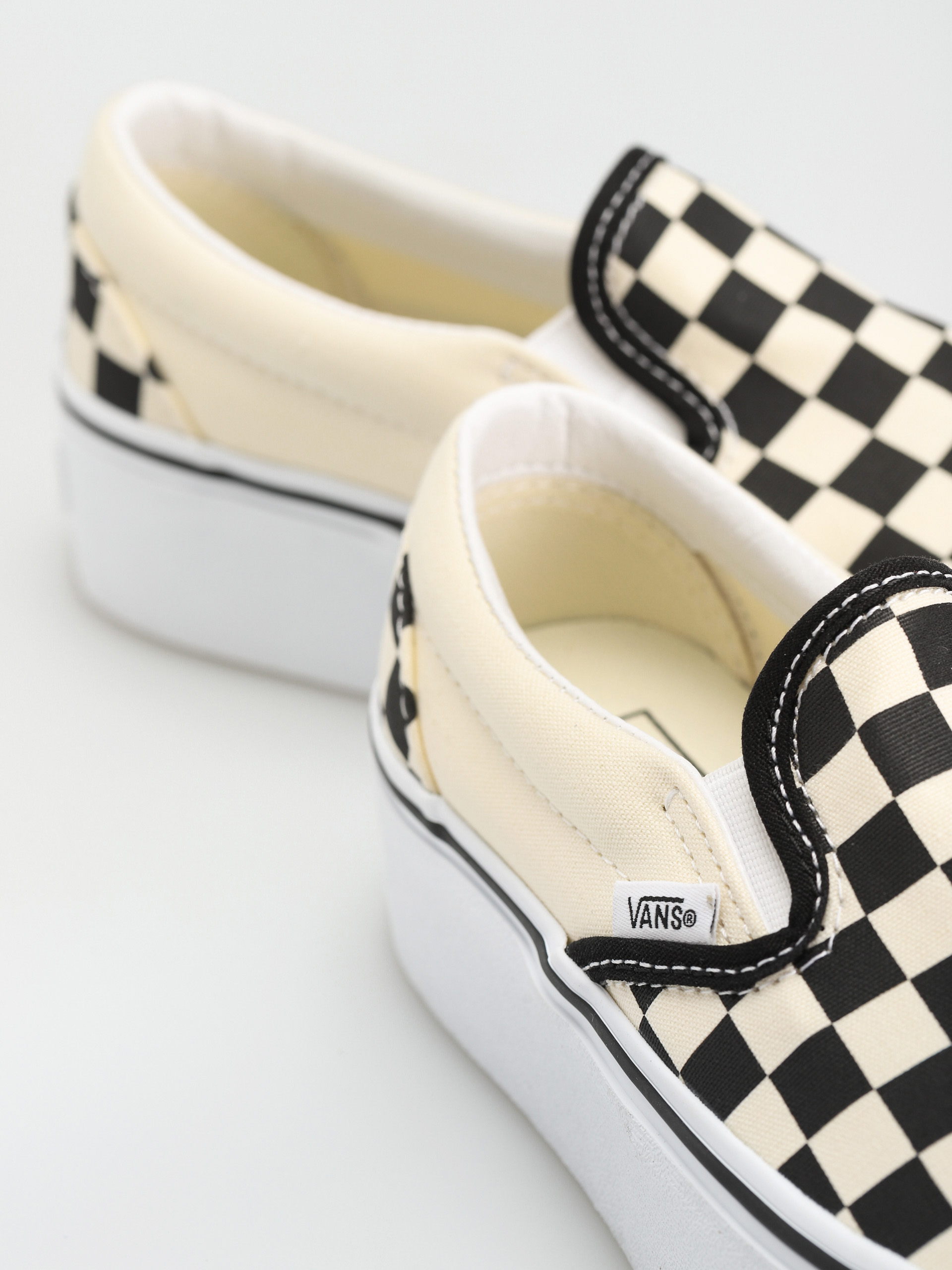 Vans Classic Slip On Stackform Schuhe WeiB checkerboard black classic white