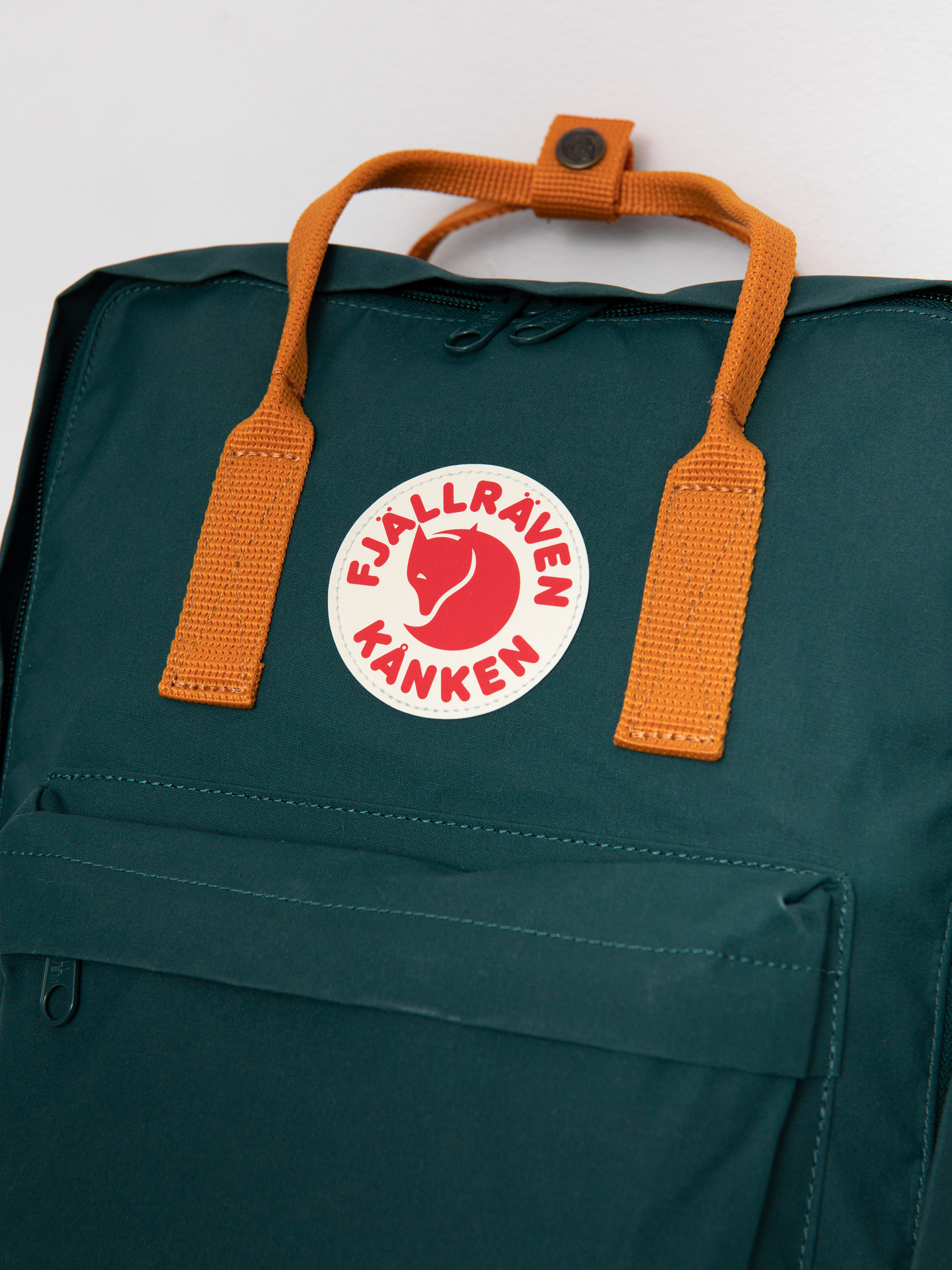 Fjallraven Kanken Backpack green arctic green spicy orange