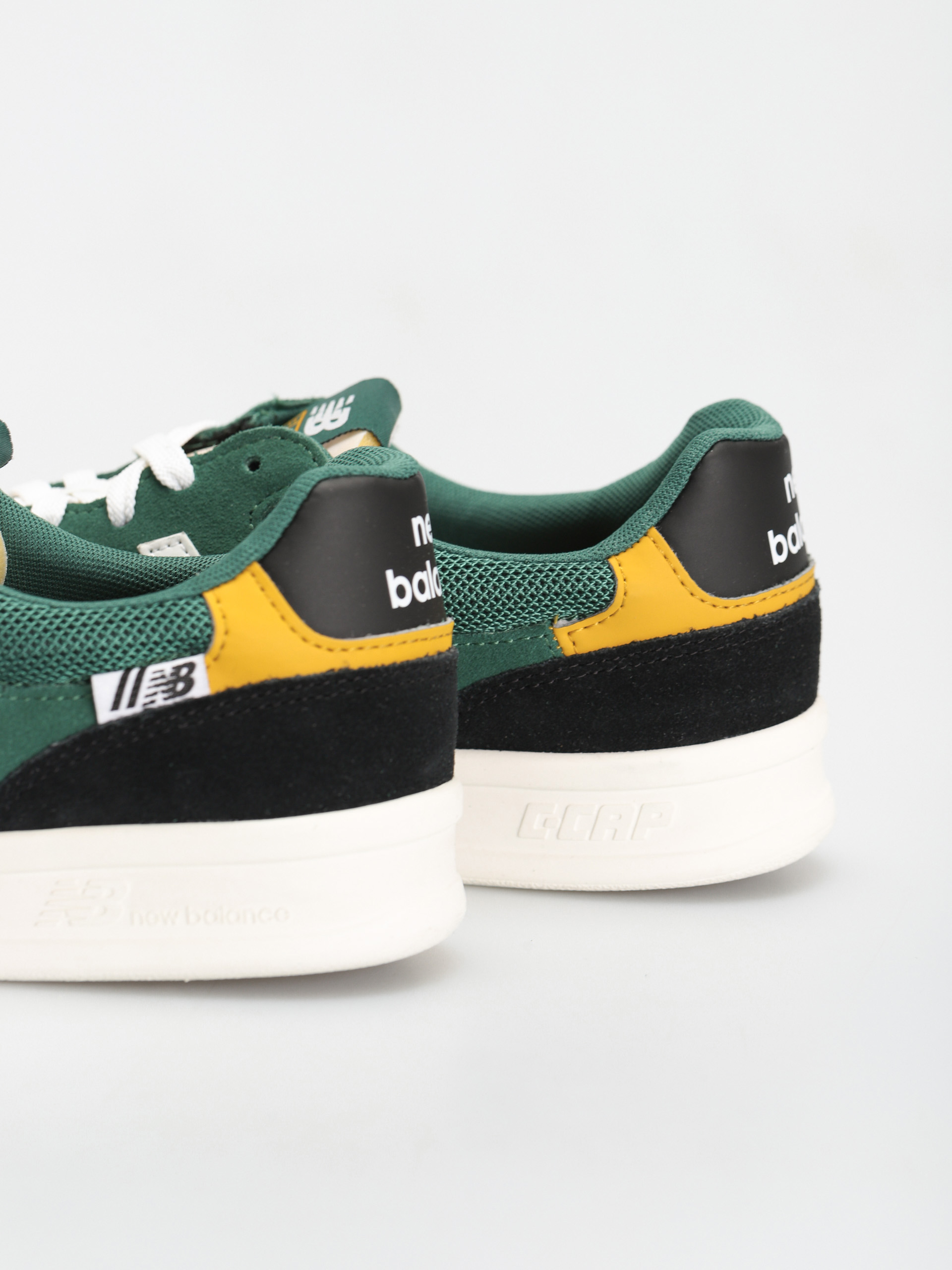 New Balance CT300 Shoes (green/yellow)