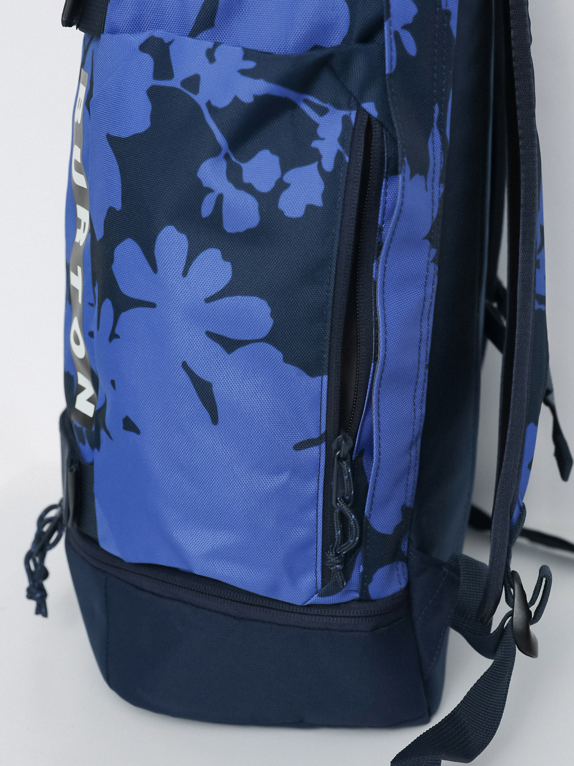 Burton Distortion 2.0 28L Rucksack (amparo blue camellia)