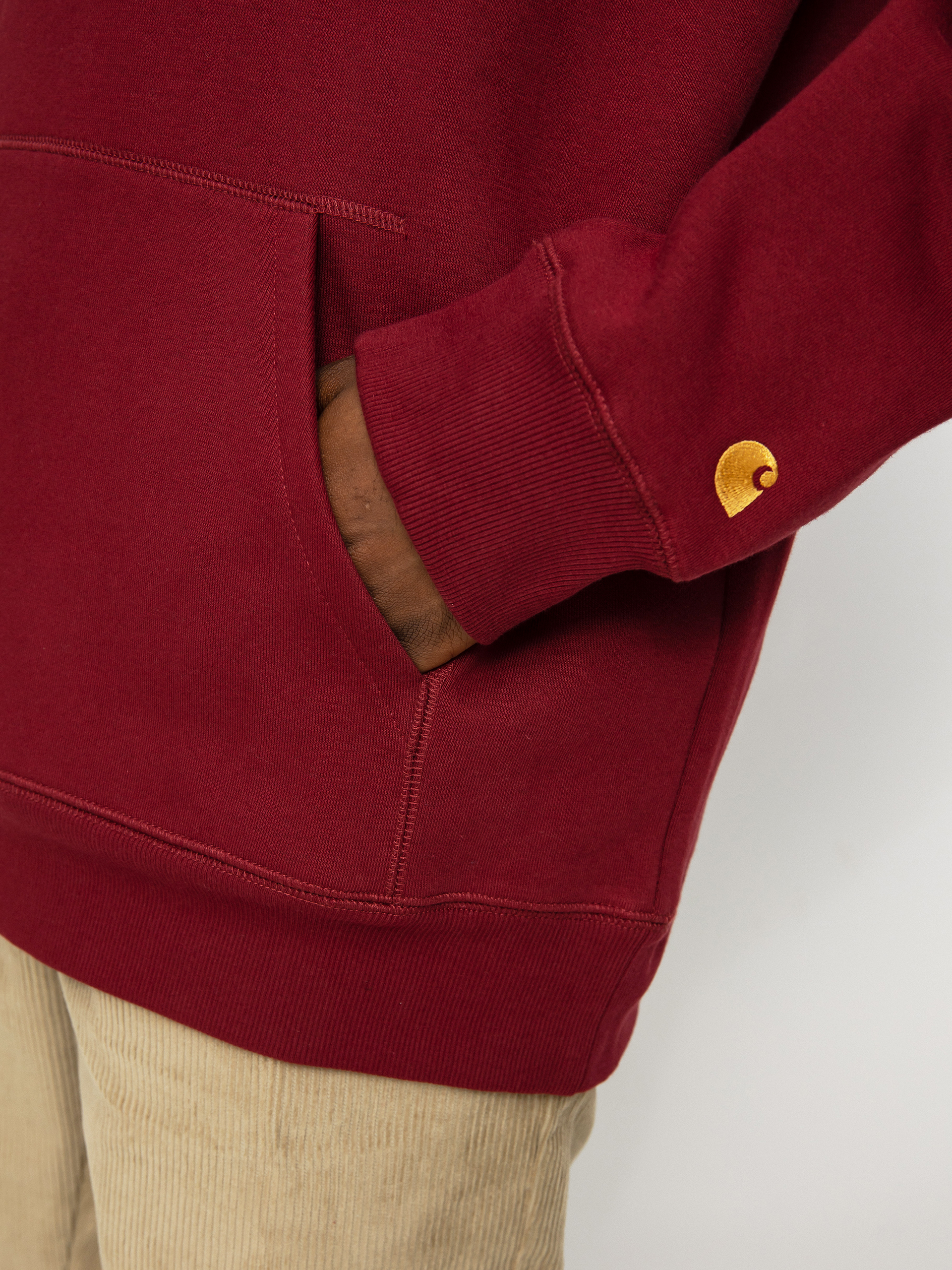 Carhartt WIP Chase HD Hoodie burgundy (corvina/gold)